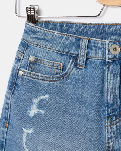 Shorts ragazza in jeans detail 1