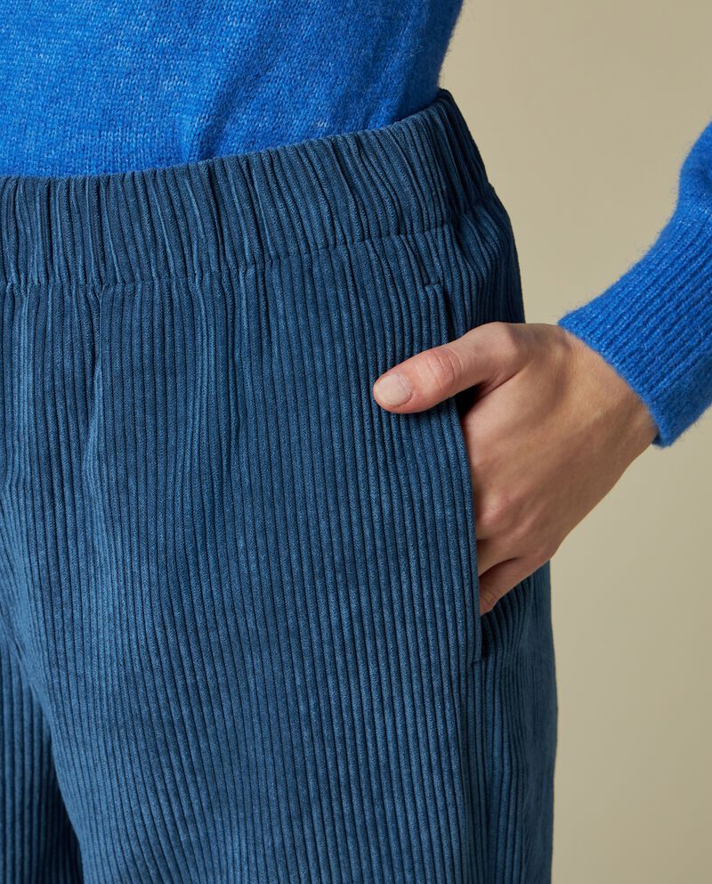 Pantaloni in costina di velluto con risvolto donna single tile 2 