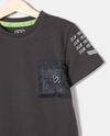 T-shirt con taschino applicato in cotone elasticizzato bambino