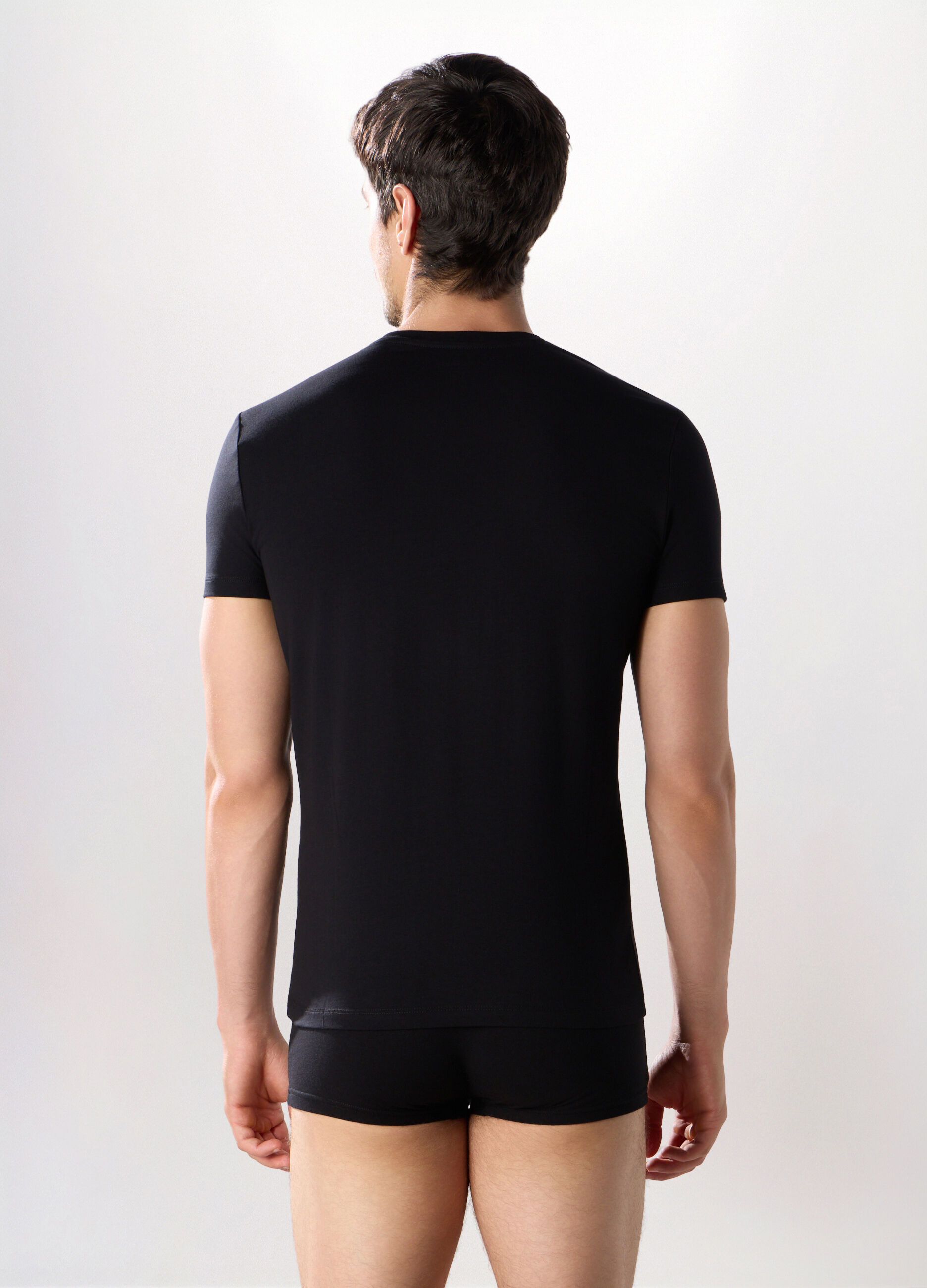 T-shirt collo a V in cotone stretch uomo
