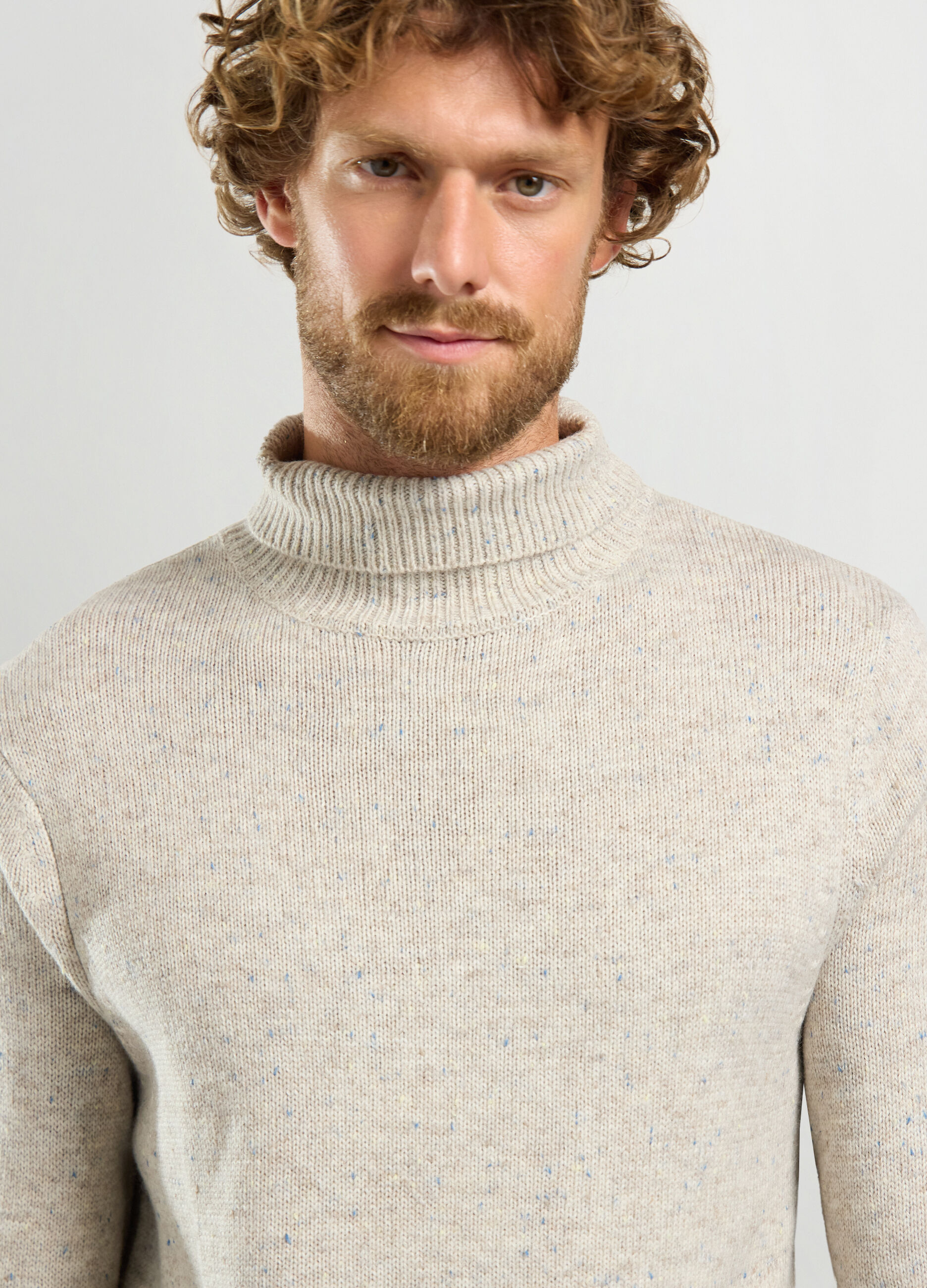 Maglione collo alto maglia rasata uomo_2