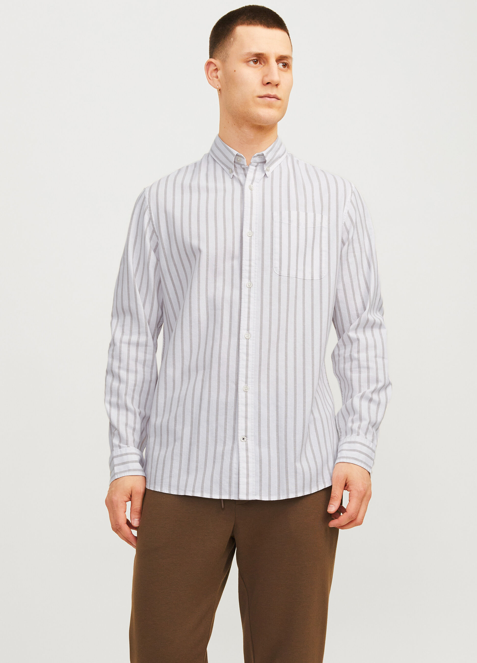 Camicia slim fit a righe con taschino uomo_1