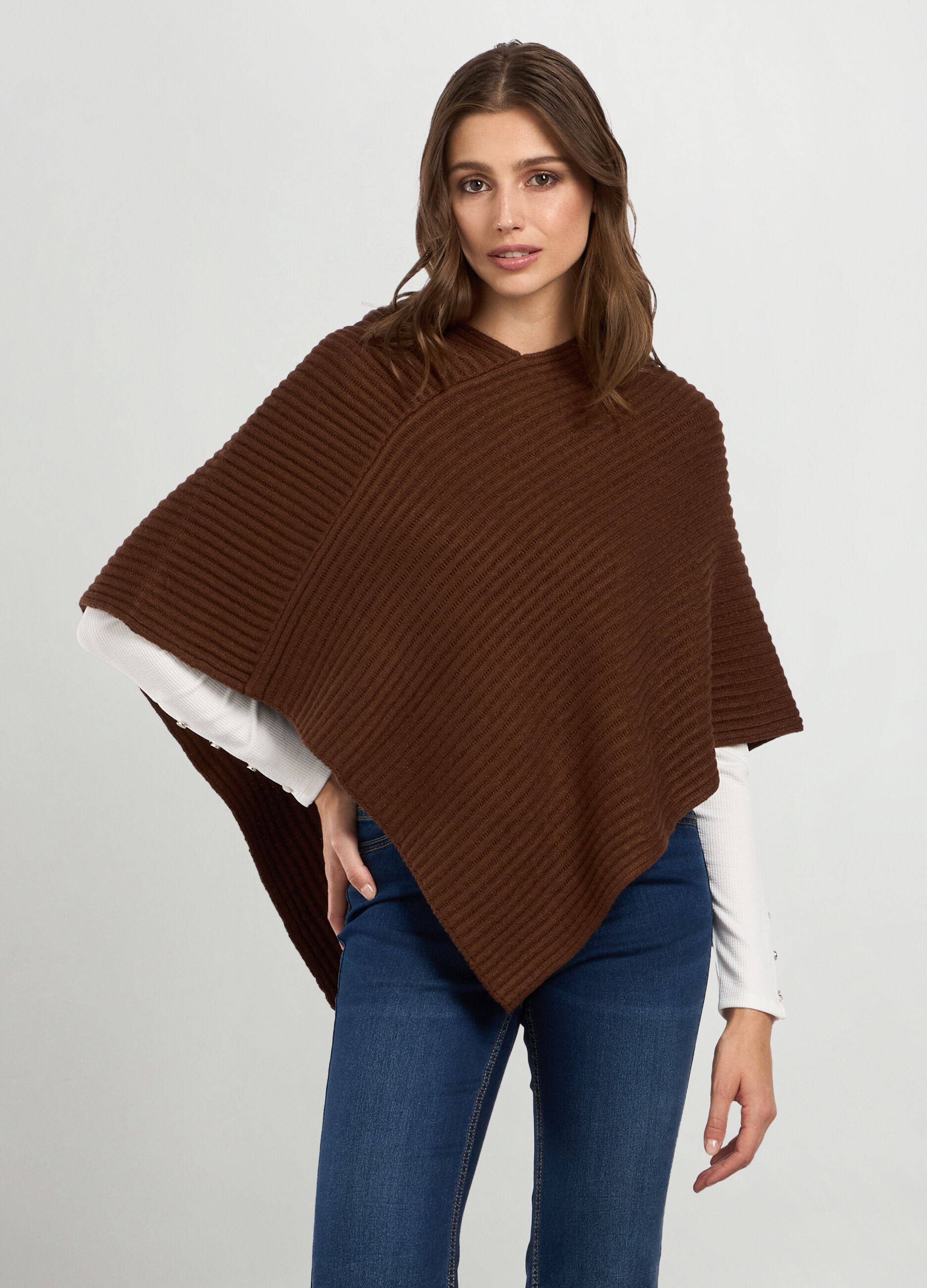 Poncho tricot con lavorazione jacquard _0