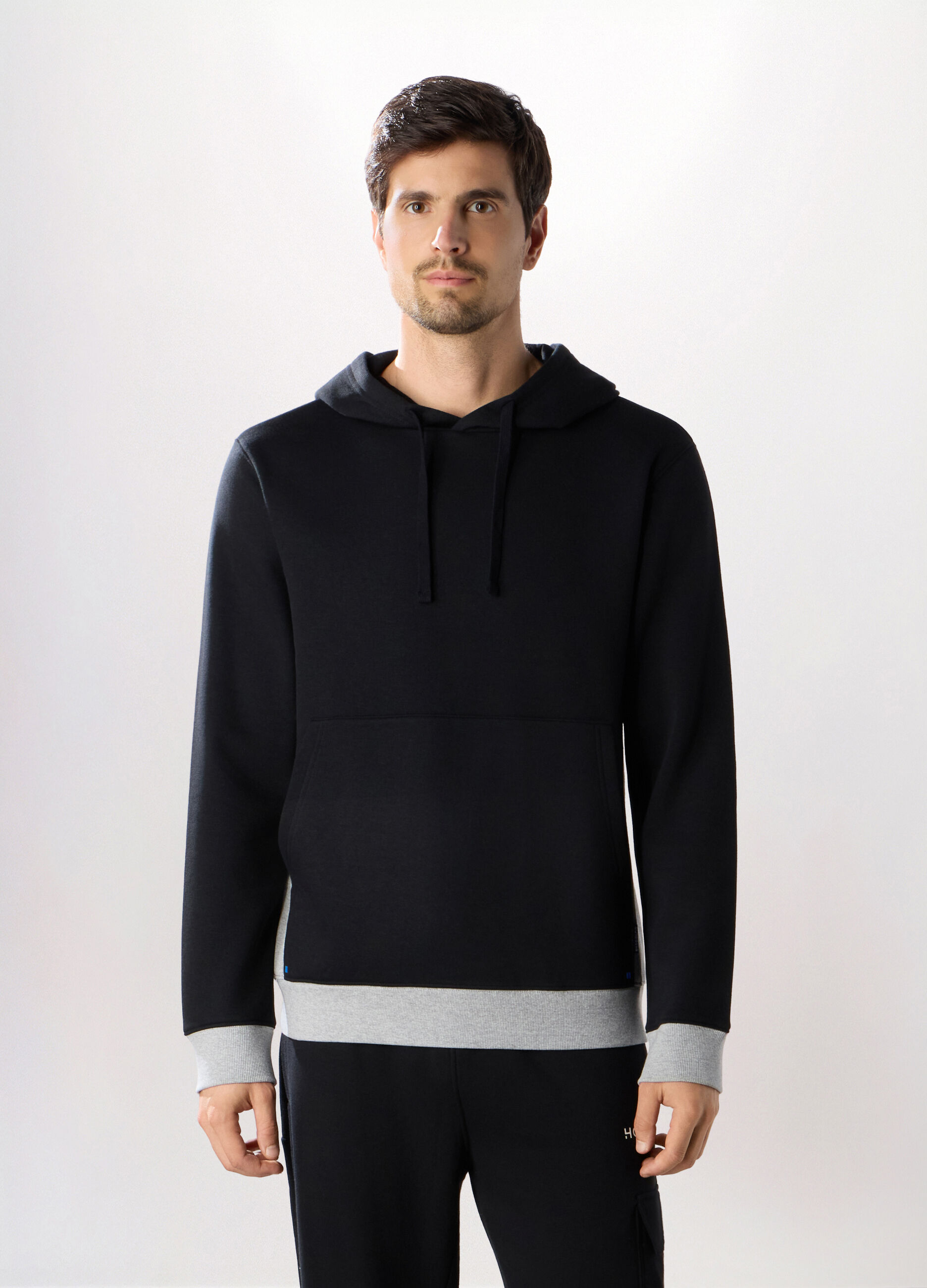 Felpa con cappuccio in misto cotone uomo_0