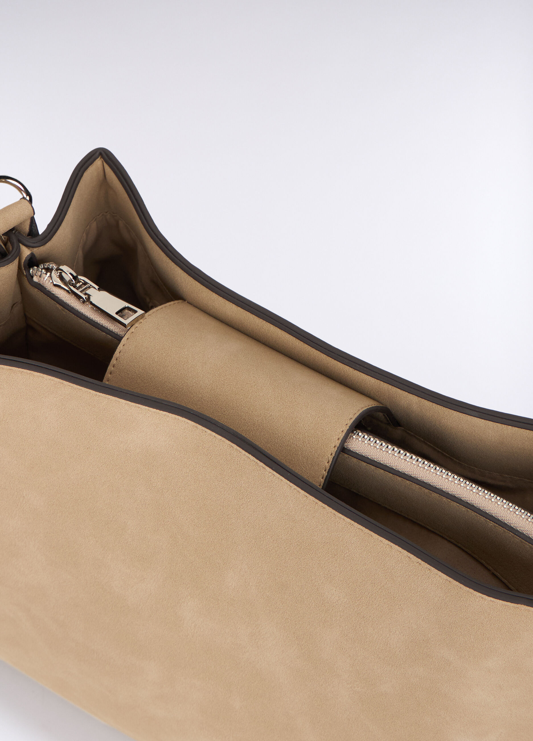 Borsa in eco pelle con borchie donna