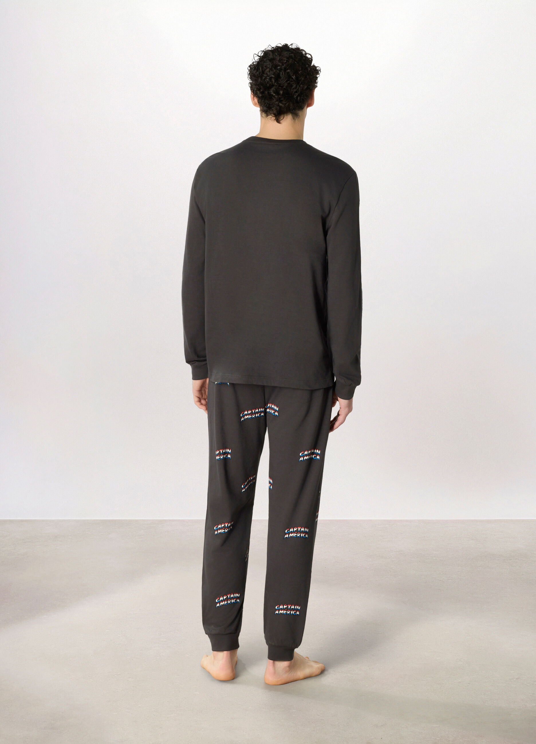 Pigiama lungo Capitan America in cotone uomo_1