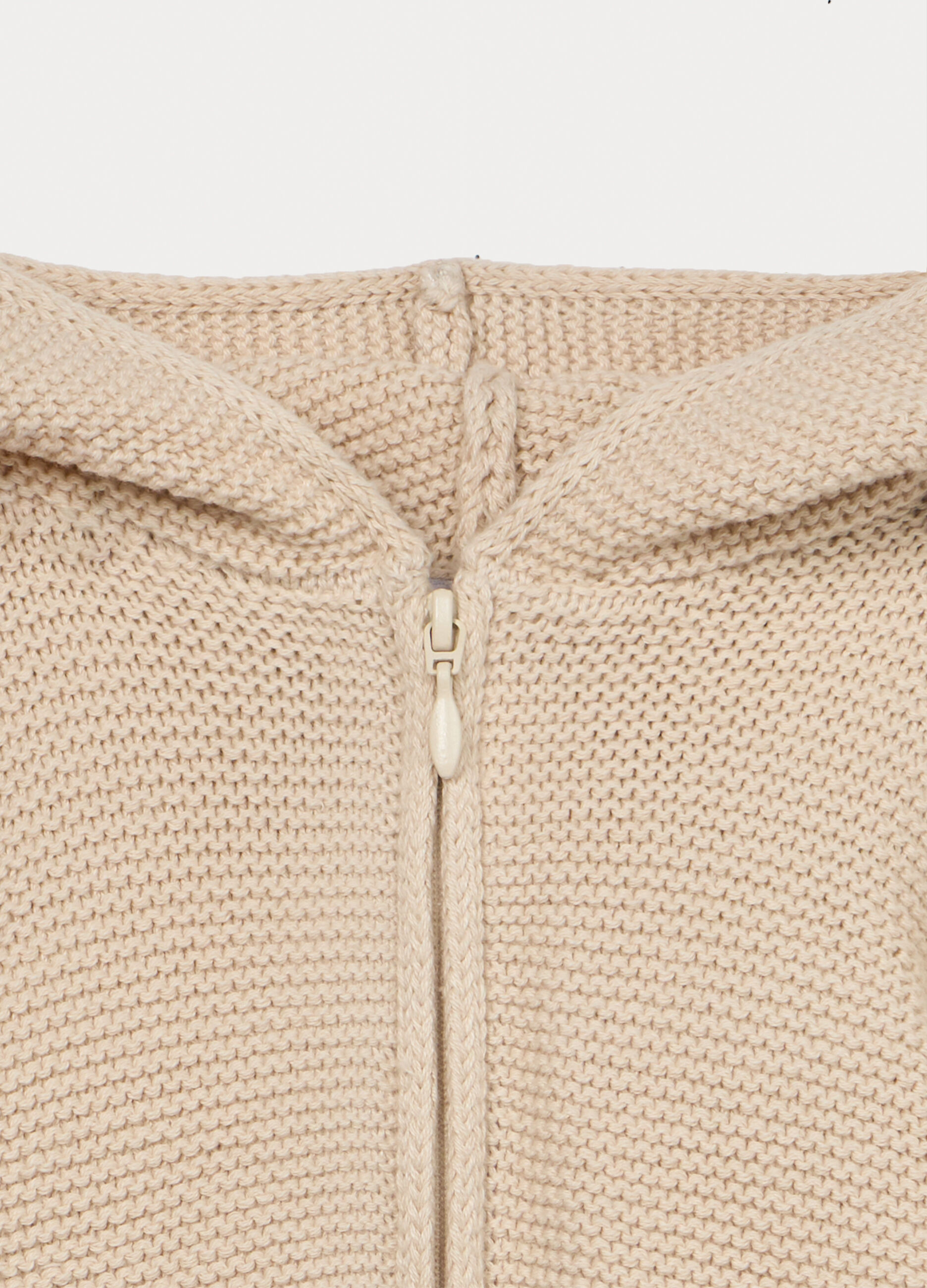 Cardigan in maglia rasata con cappuccio neonato_2