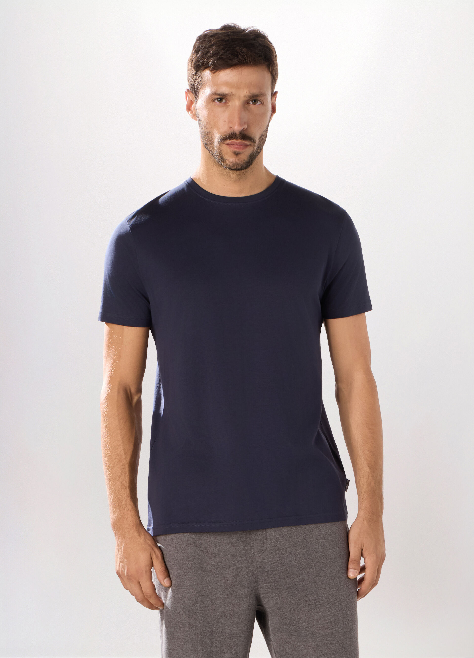 T-shirt girocollo regular fit in cotone uomo_0