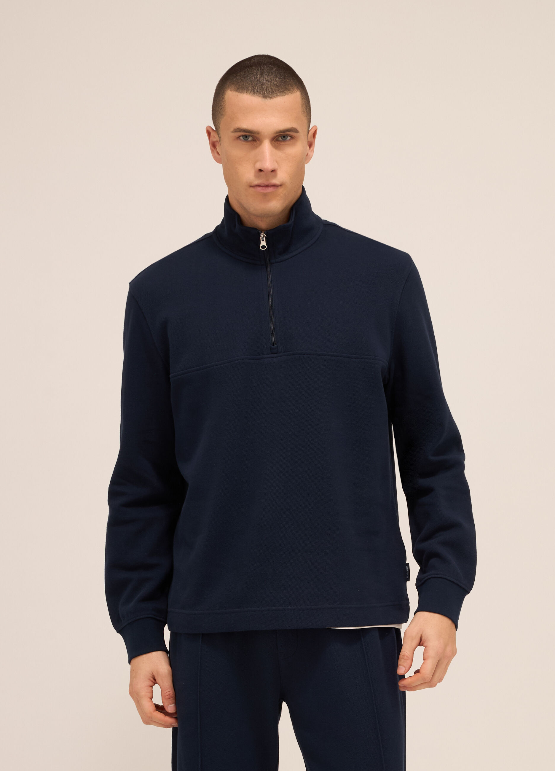 Felpa a collo alto con mezza zip in puro cotone uomo