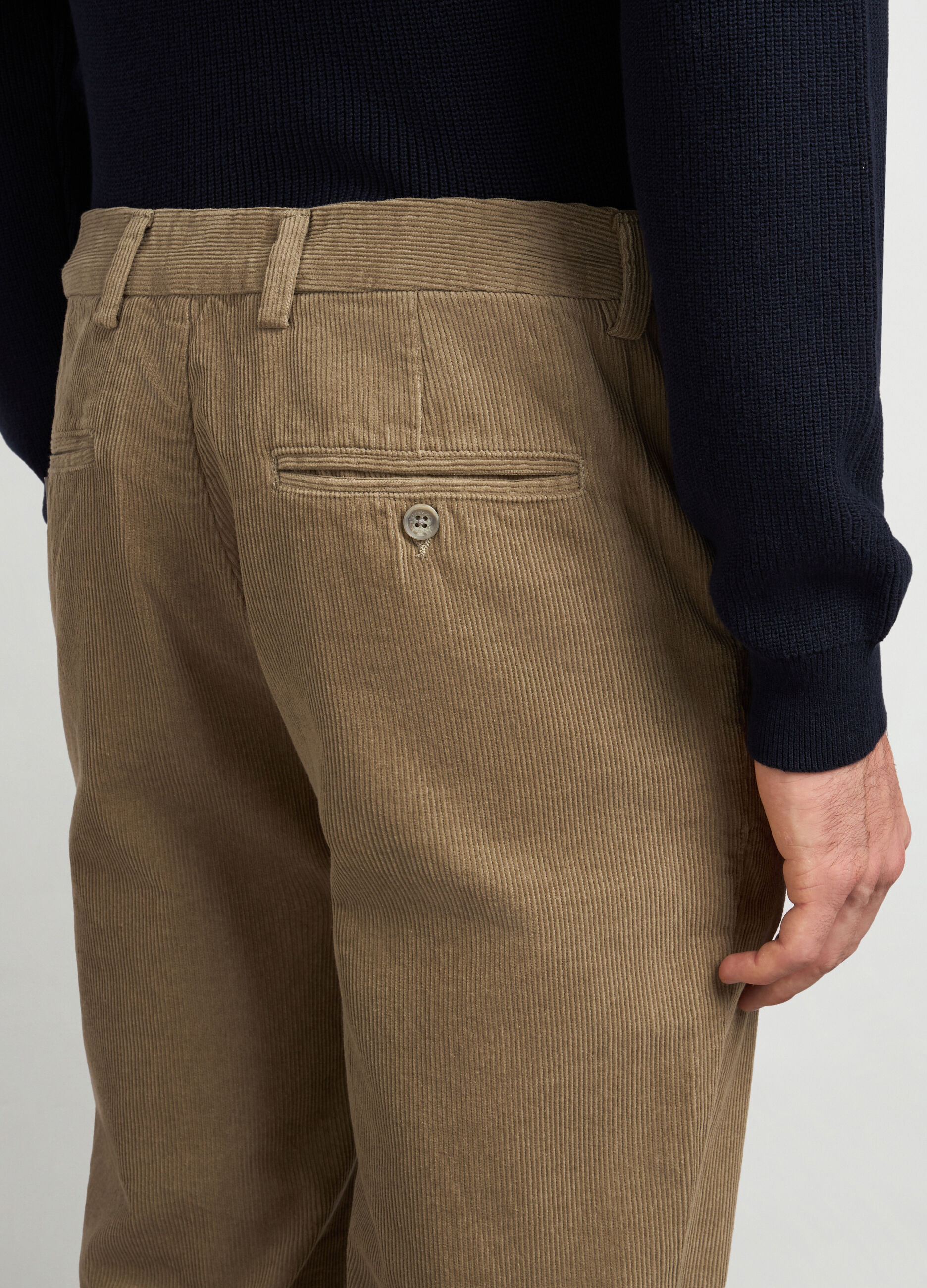 Pantaloni chino regular fit in velluto a coste uomo_2