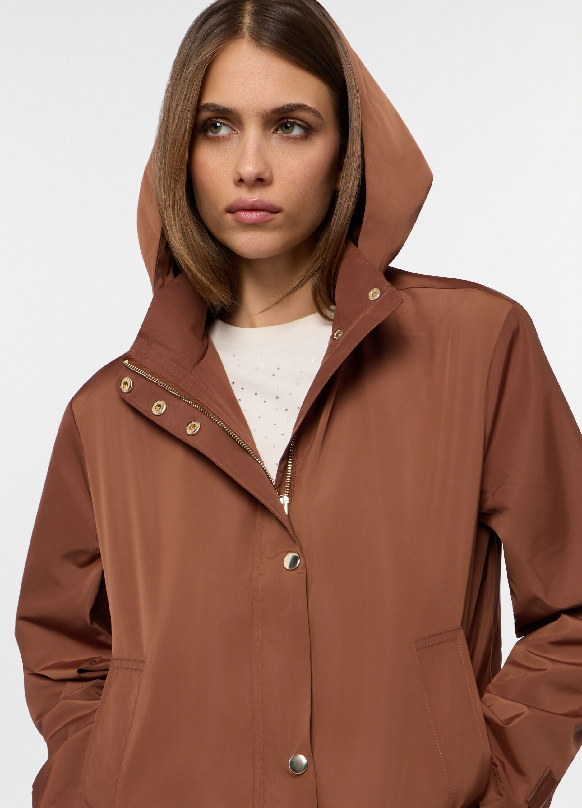 Giacca a vento con cappuccio donna_1