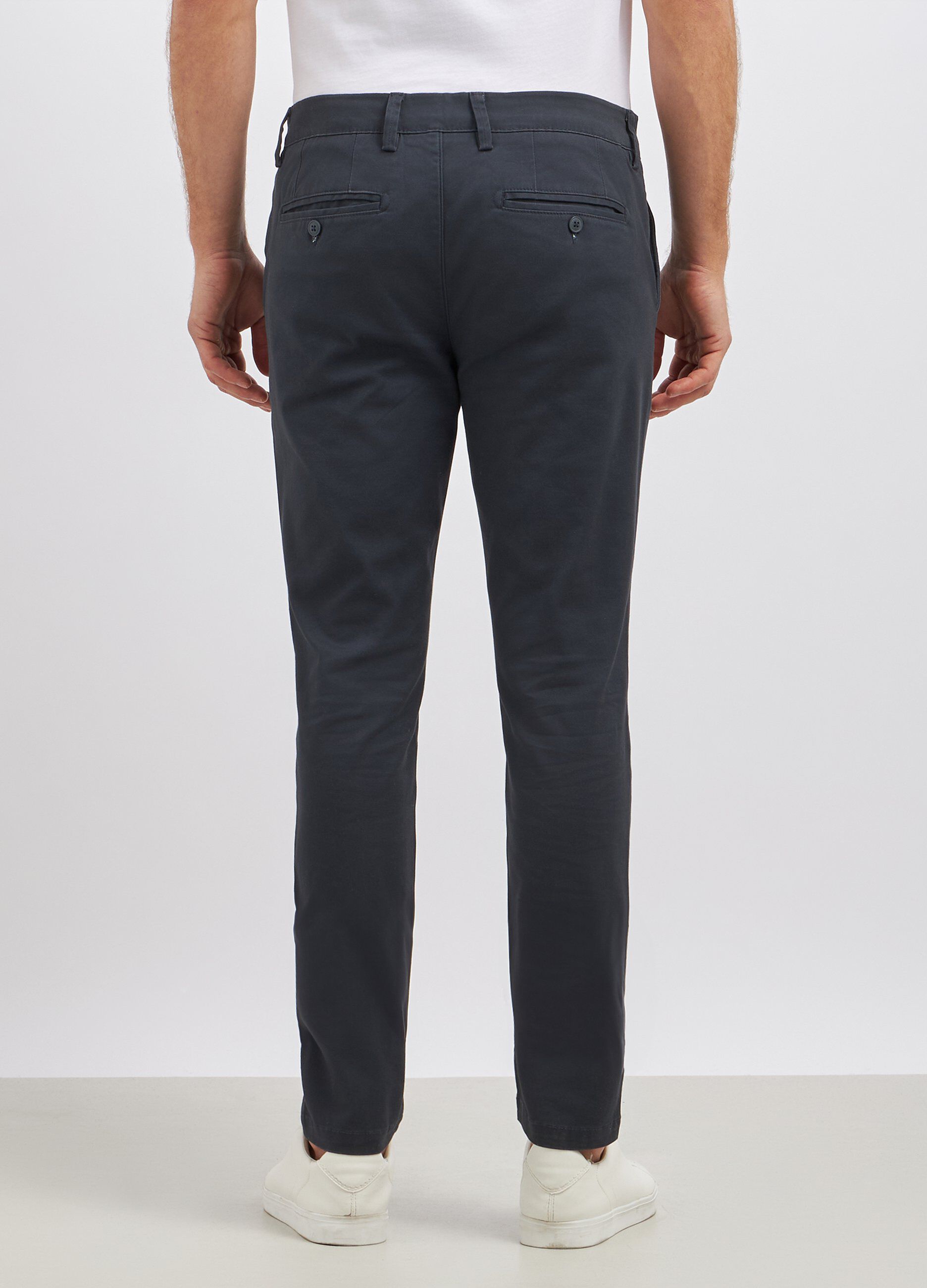 Pantaloni chino in cotone stretch uomo_1