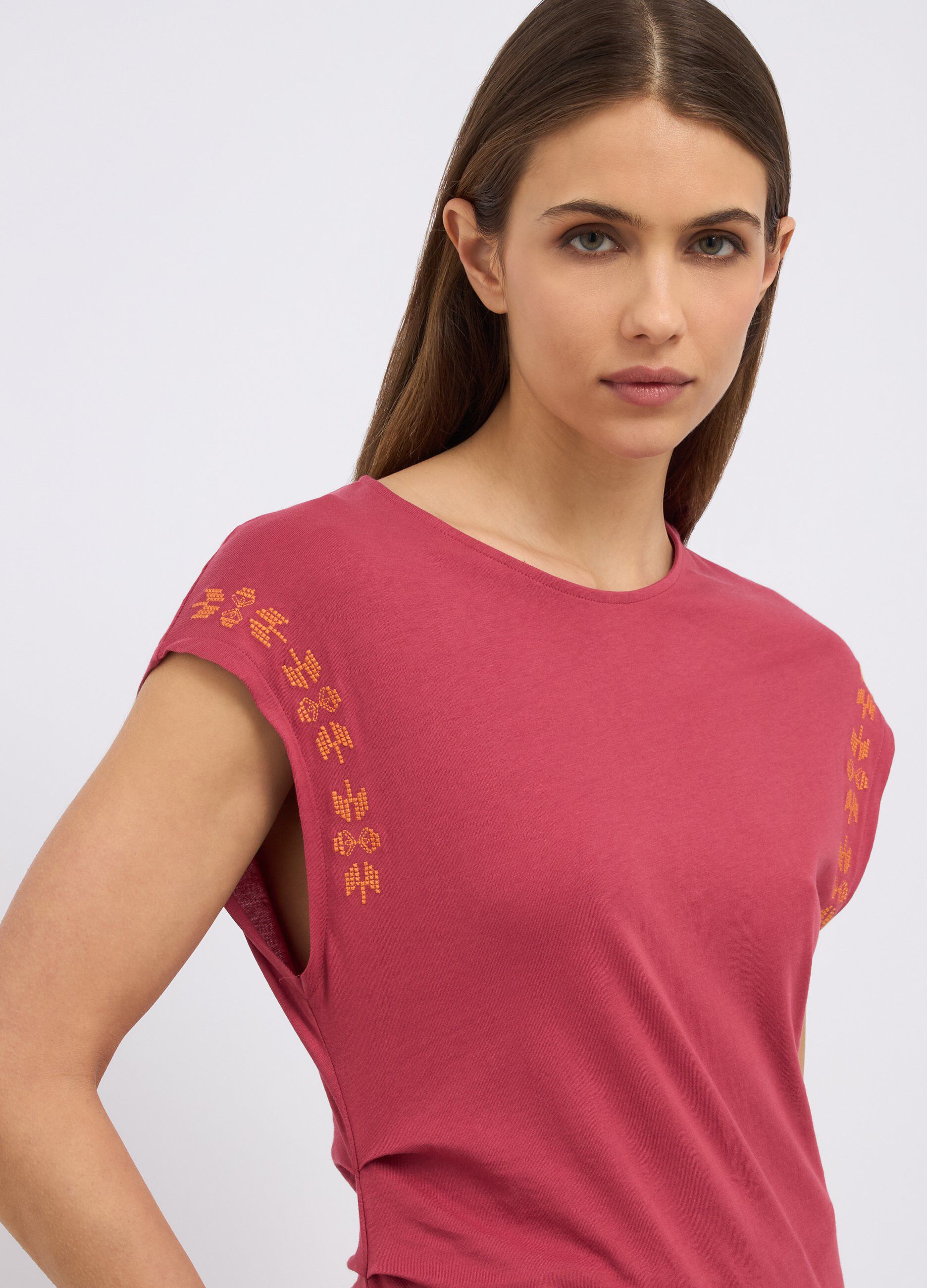 T-shirt smanicata in puro cotone donna_2