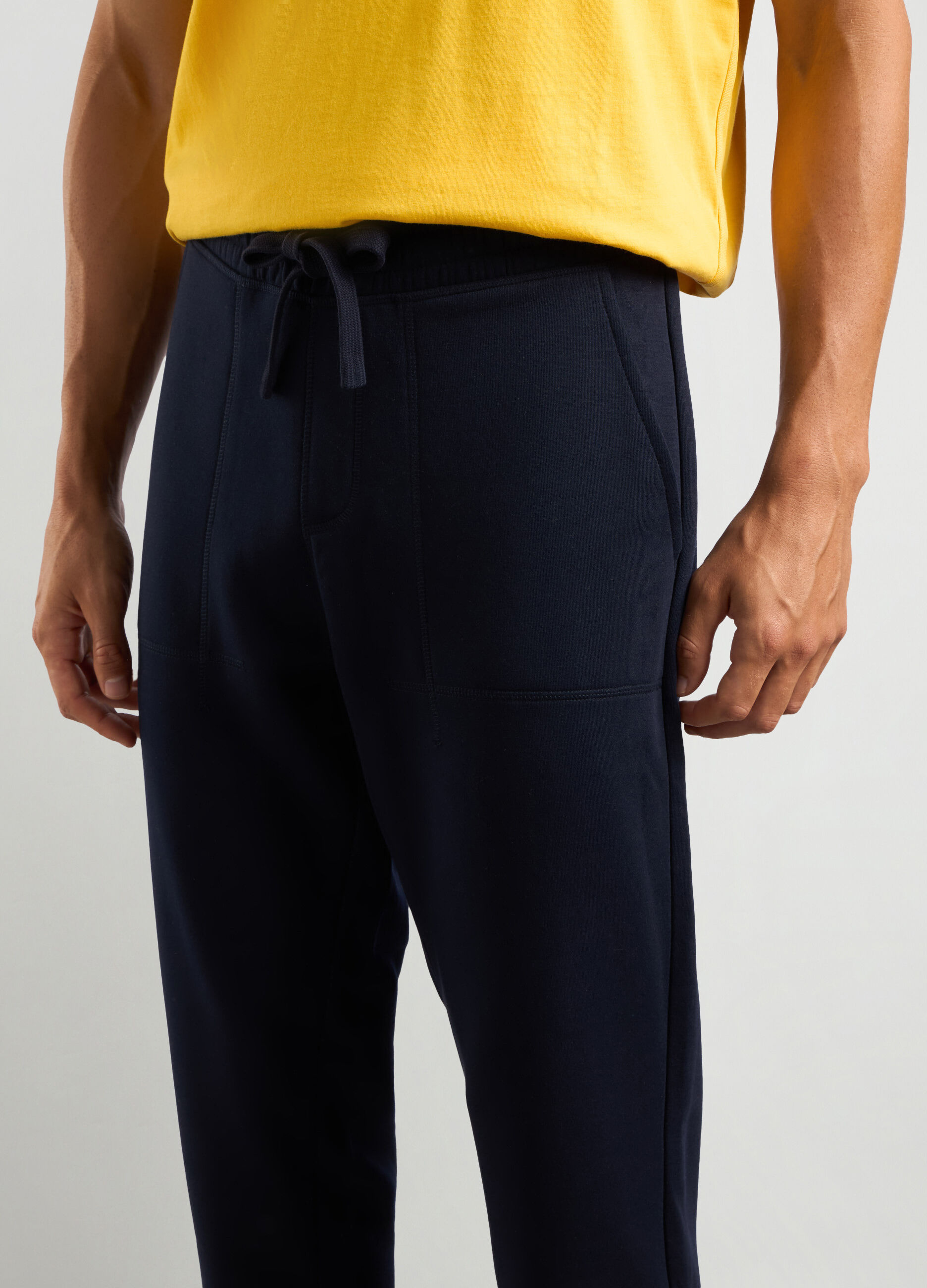 Joggers regular fit in felpa di misto cotone uomo_2