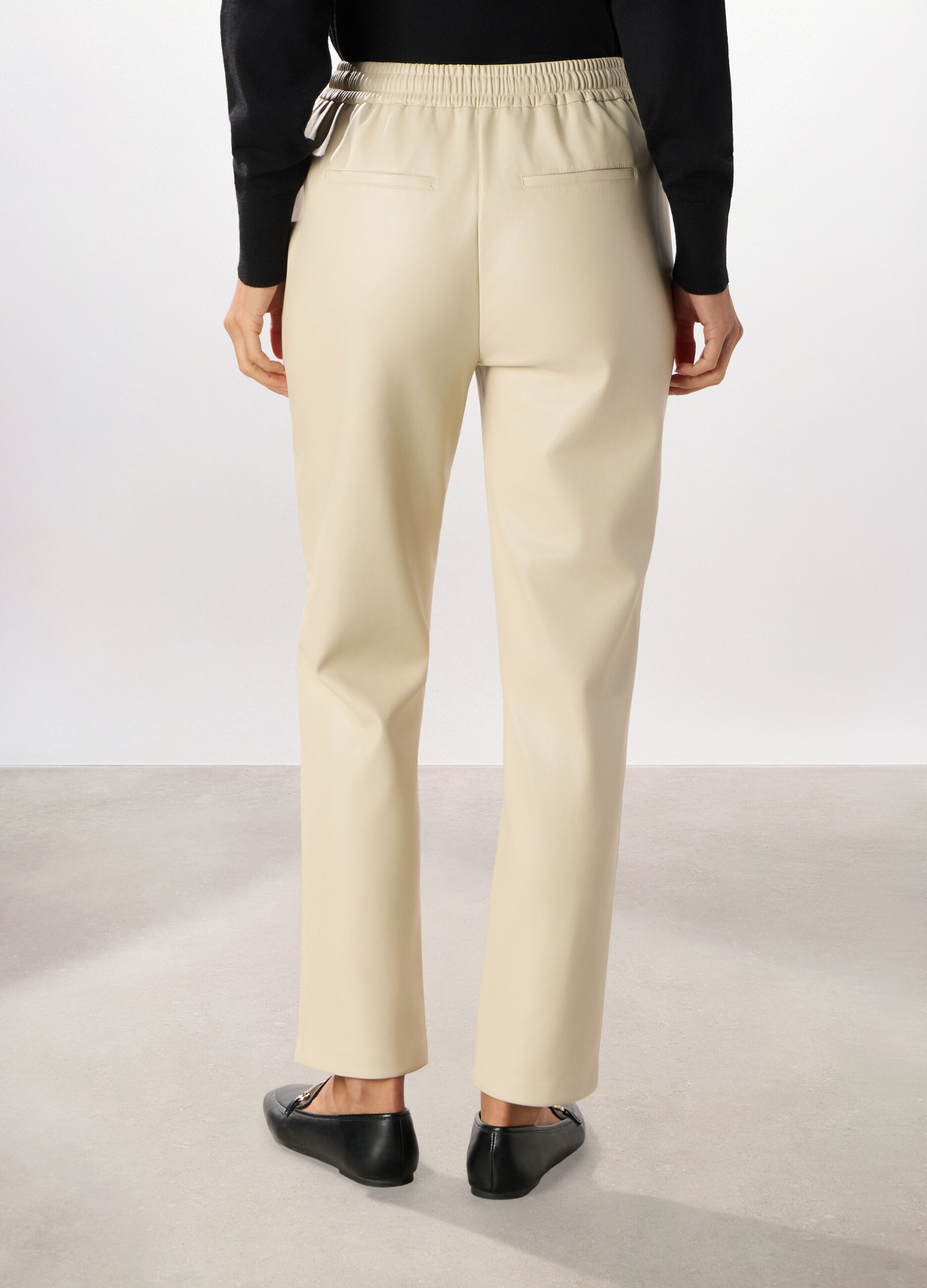 Jogger in eco pelle donna_1