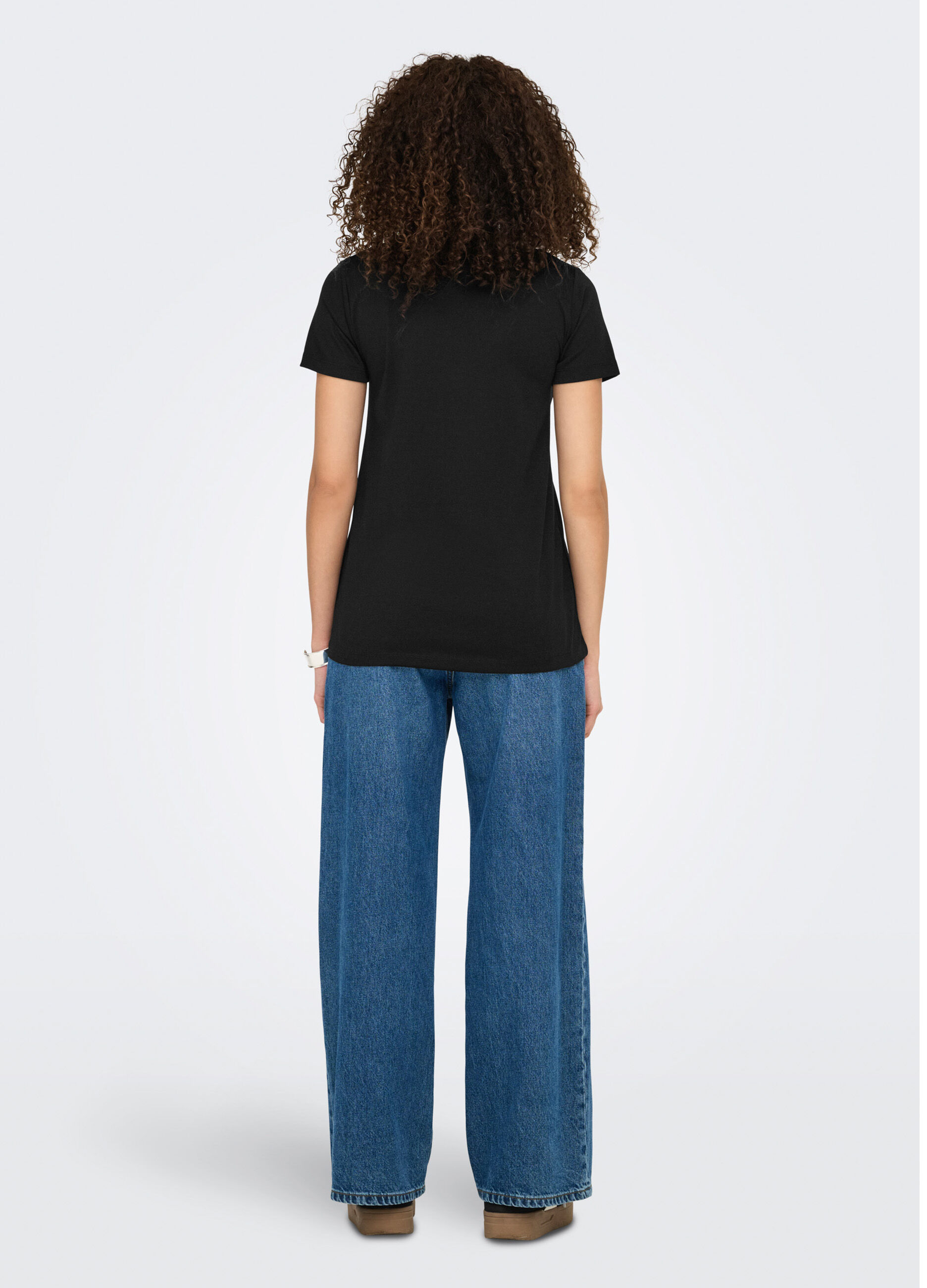 Top regular fit con scollo a V