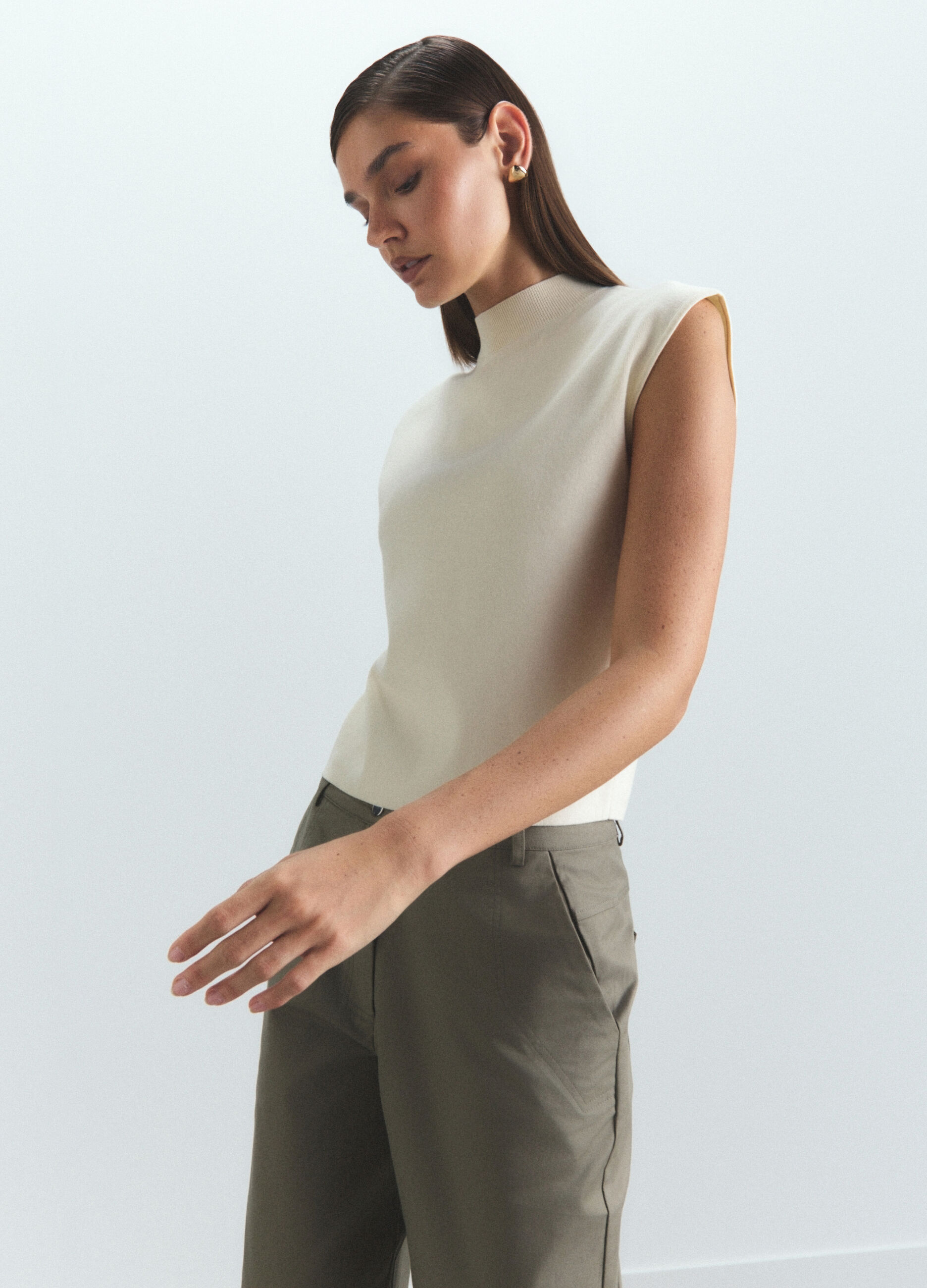 Lupetto smanicato rasato donna_2