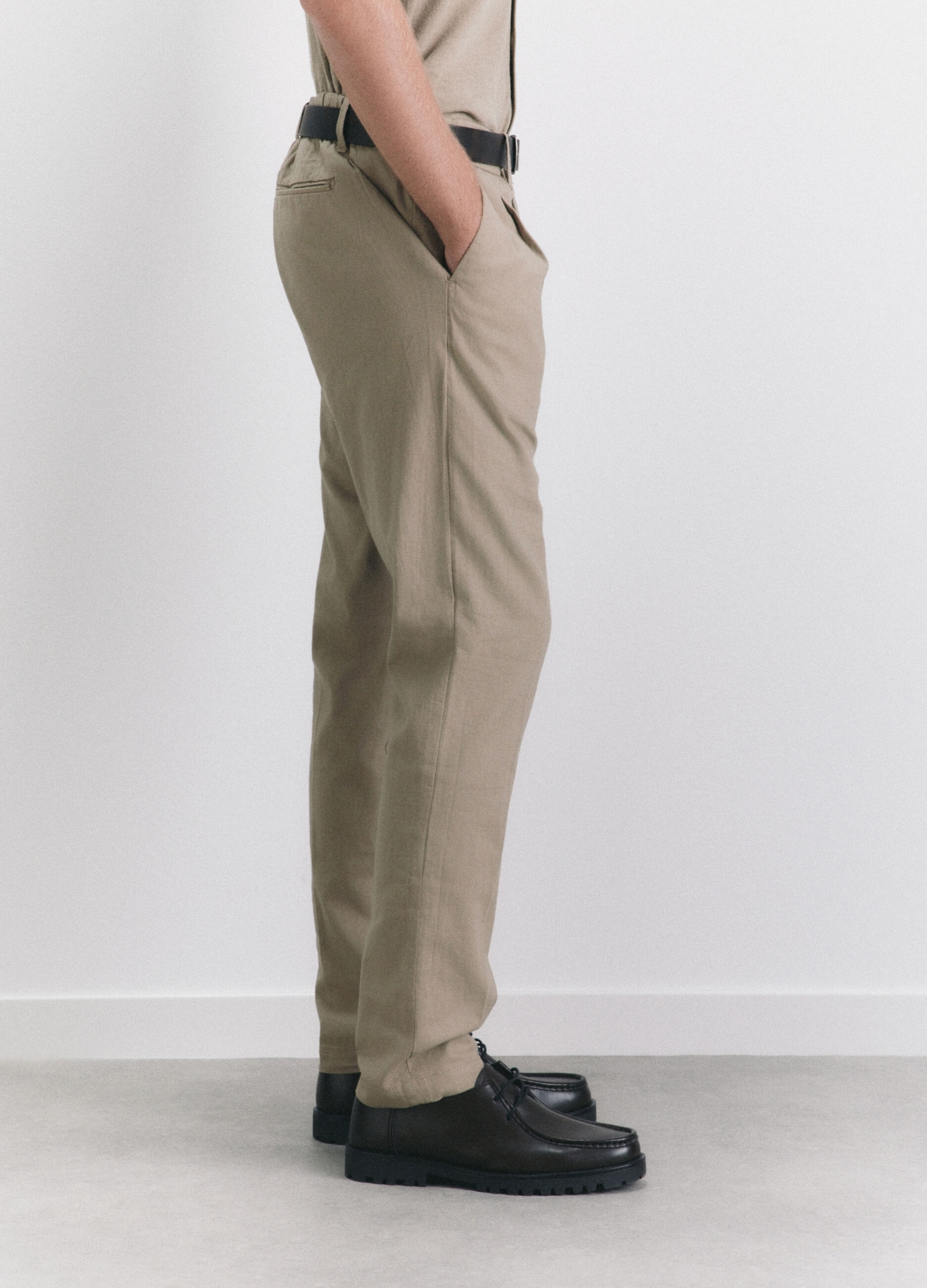 Pantalone chino in lino e cotone uomo
