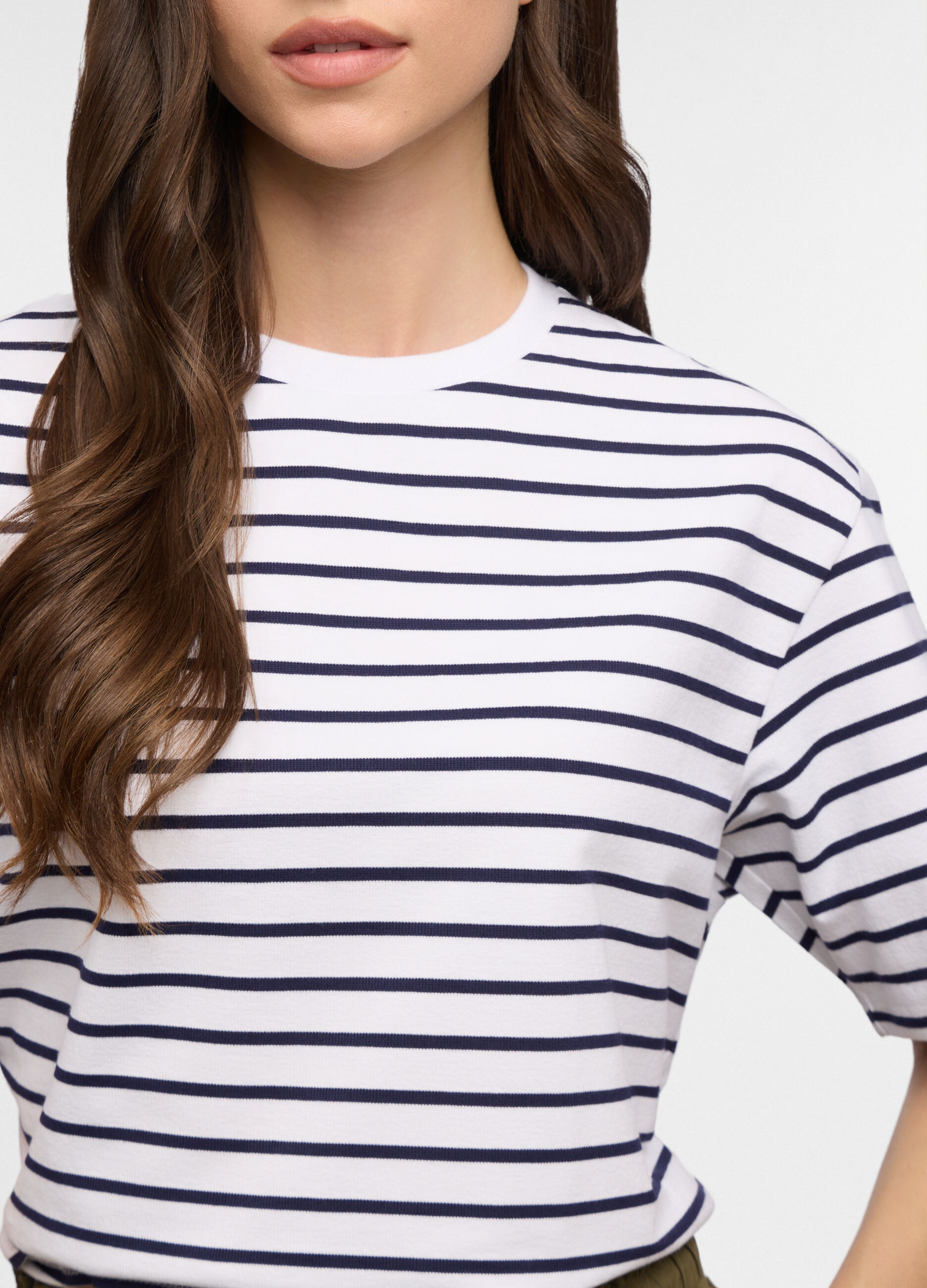 T-shirt girocollo box fit stretch donna_2