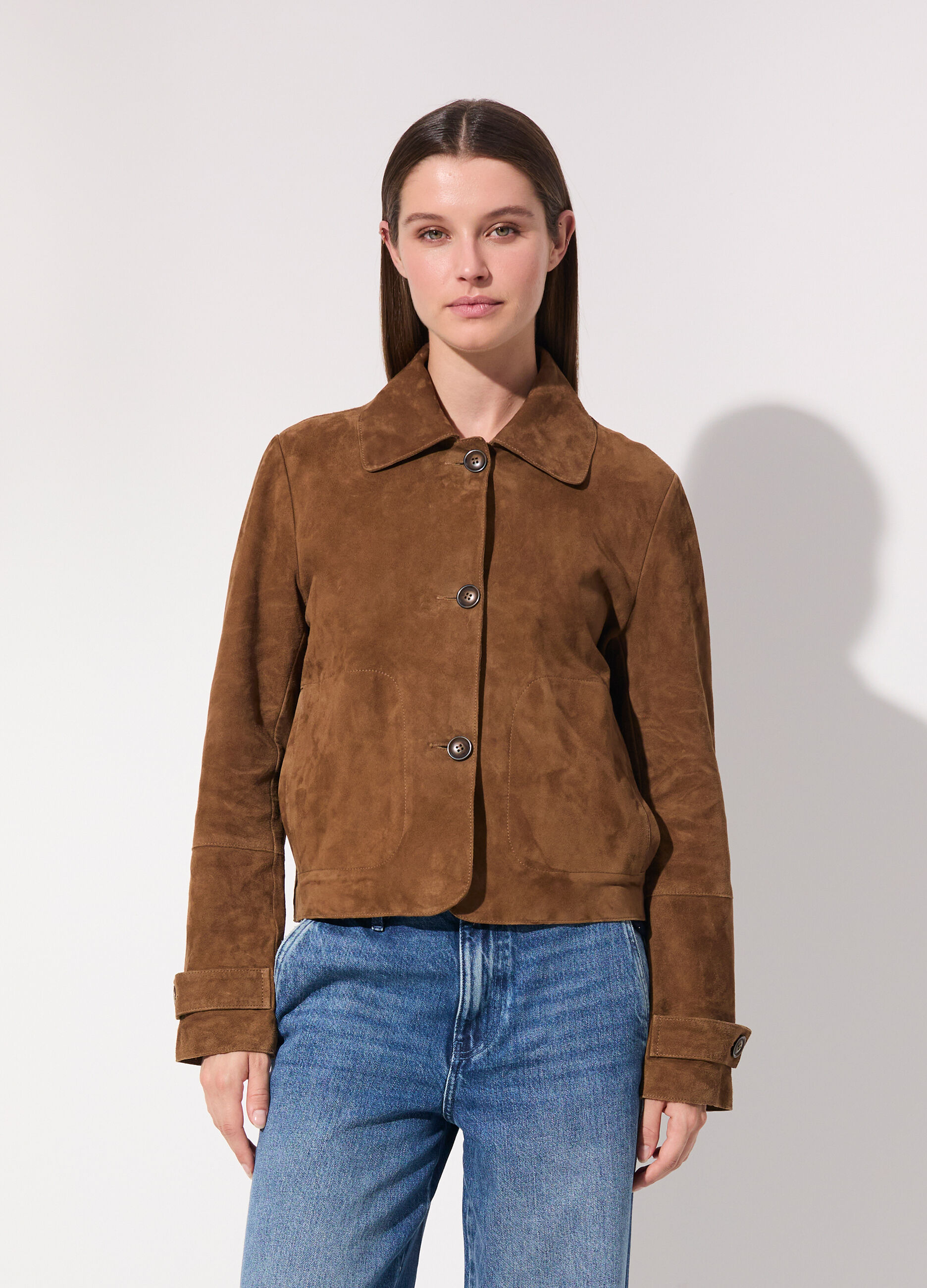 Giacca corta in vera pelle scamosciata donna_1