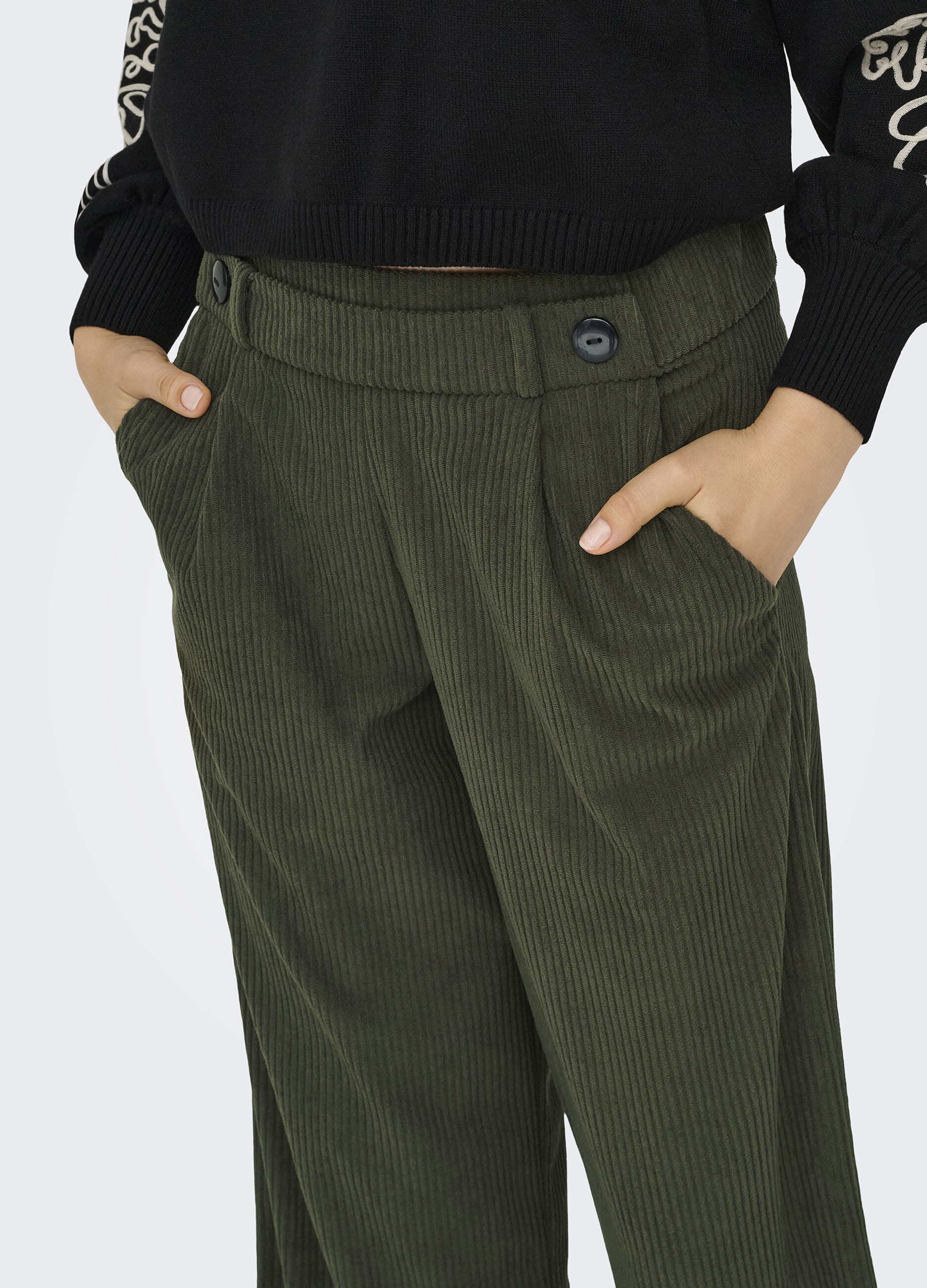 Pantaloni loose fit_3