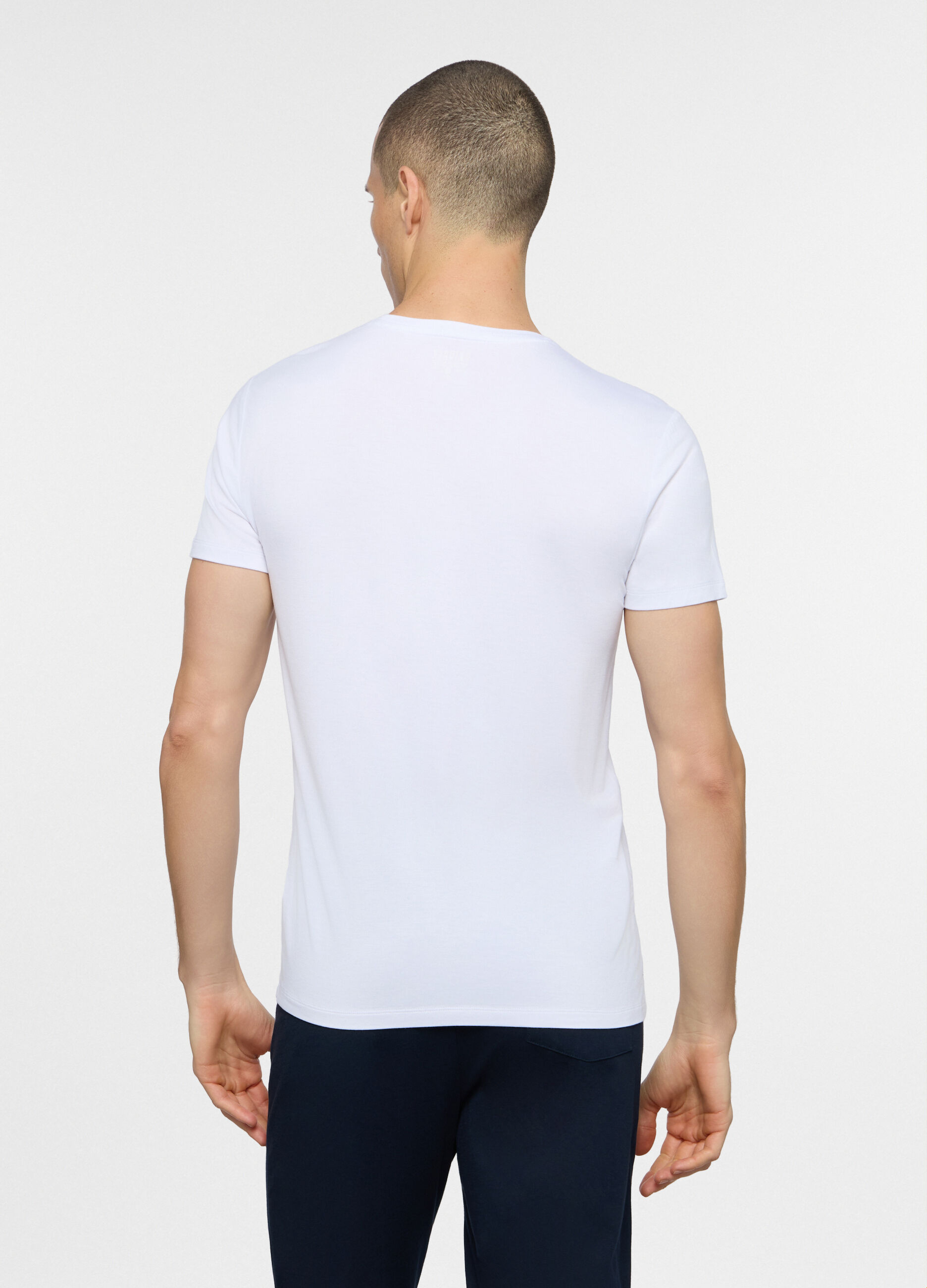 T-shirt girocollo in viscosa di bamb&ugrave; uomo