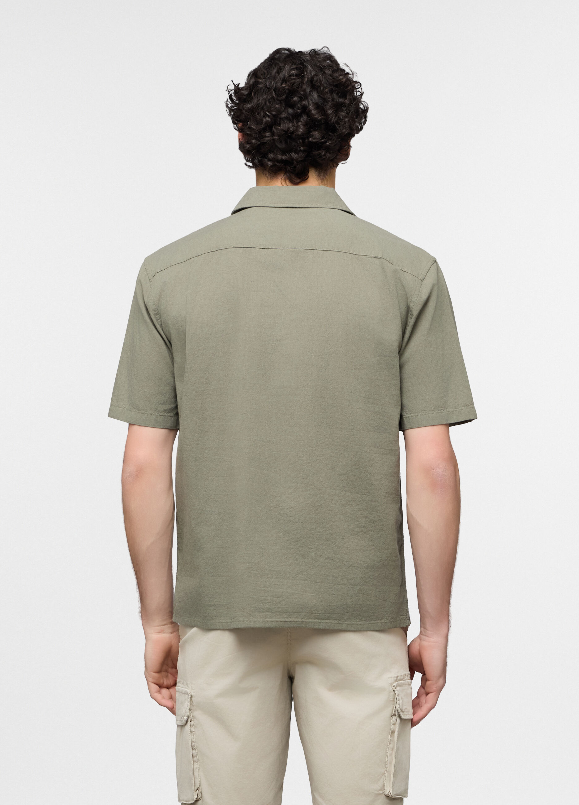 Camicia a maniche corte con taschino uomo