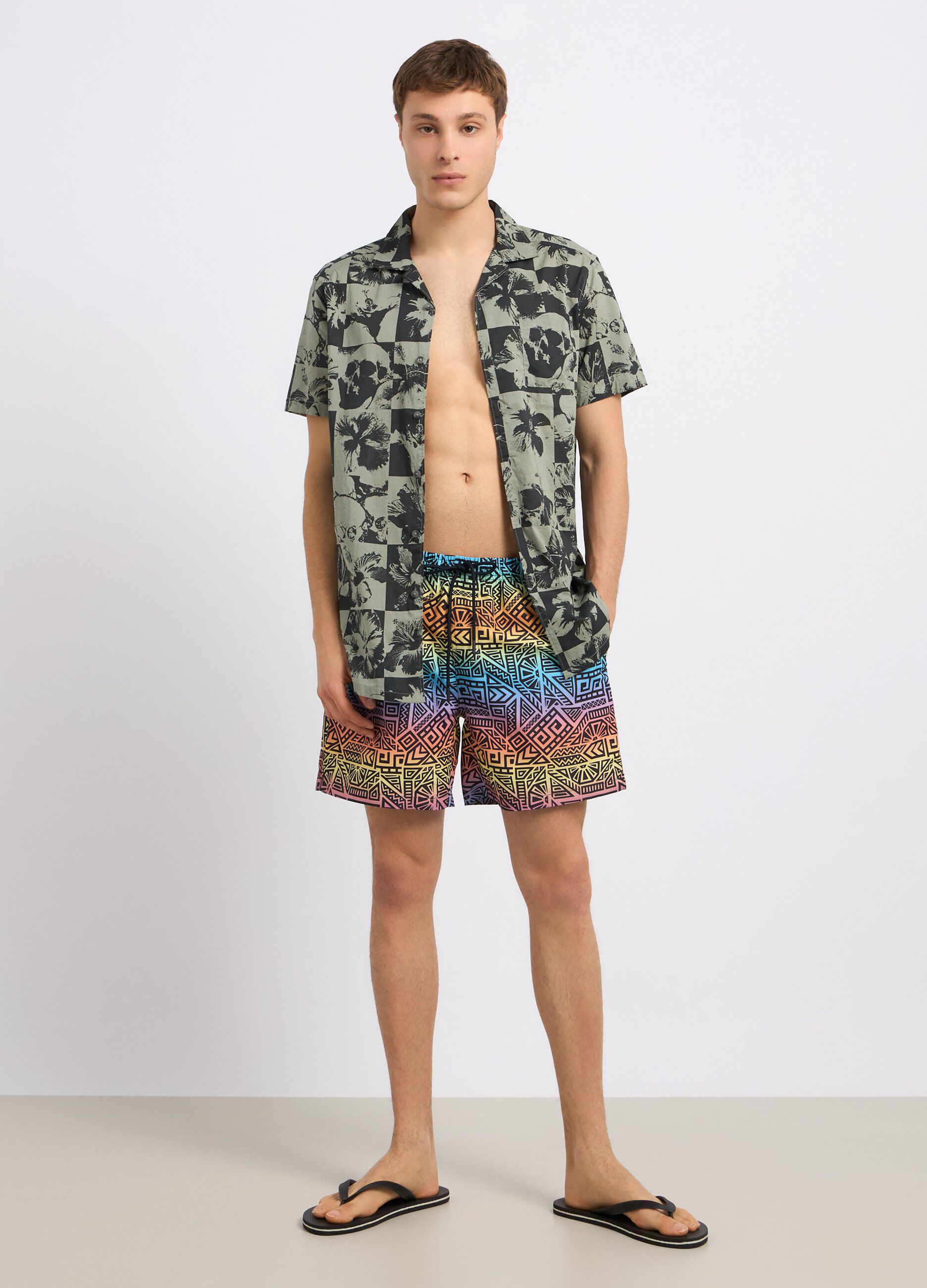 Costume shorts con stampa uomo_0