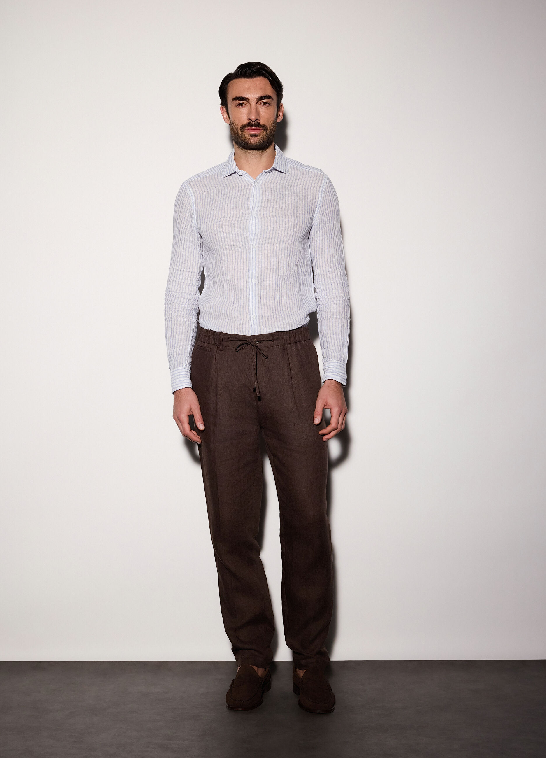 Pantaloni chino relaxed fit in lino uomo