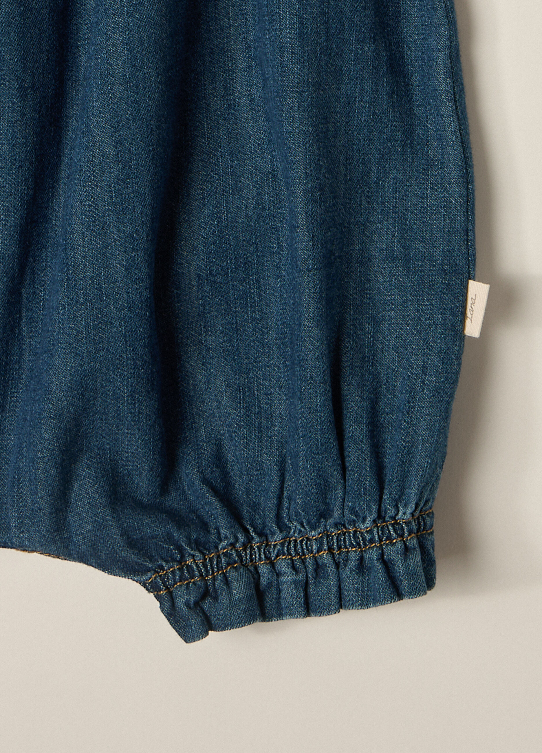 Pagliaccetto in denim di puro cotone IANA neonata_1