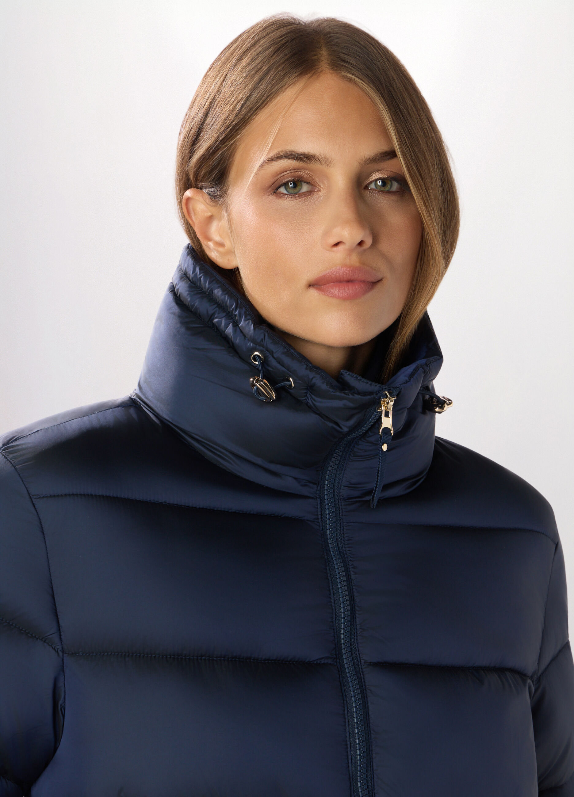 Giubbotto imbottito a collo alto donna_2