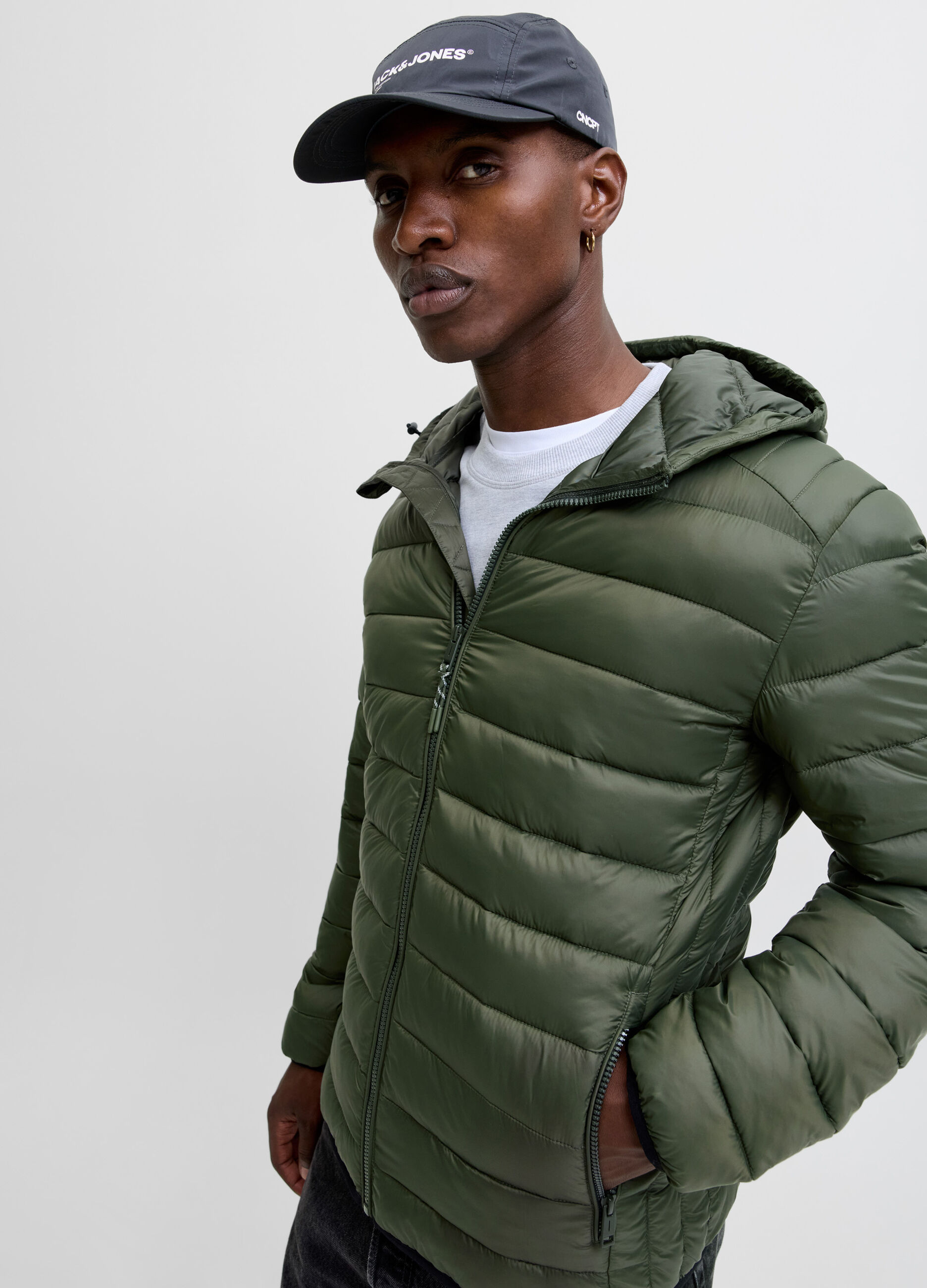 Giubbino con cappuccio uomo_3