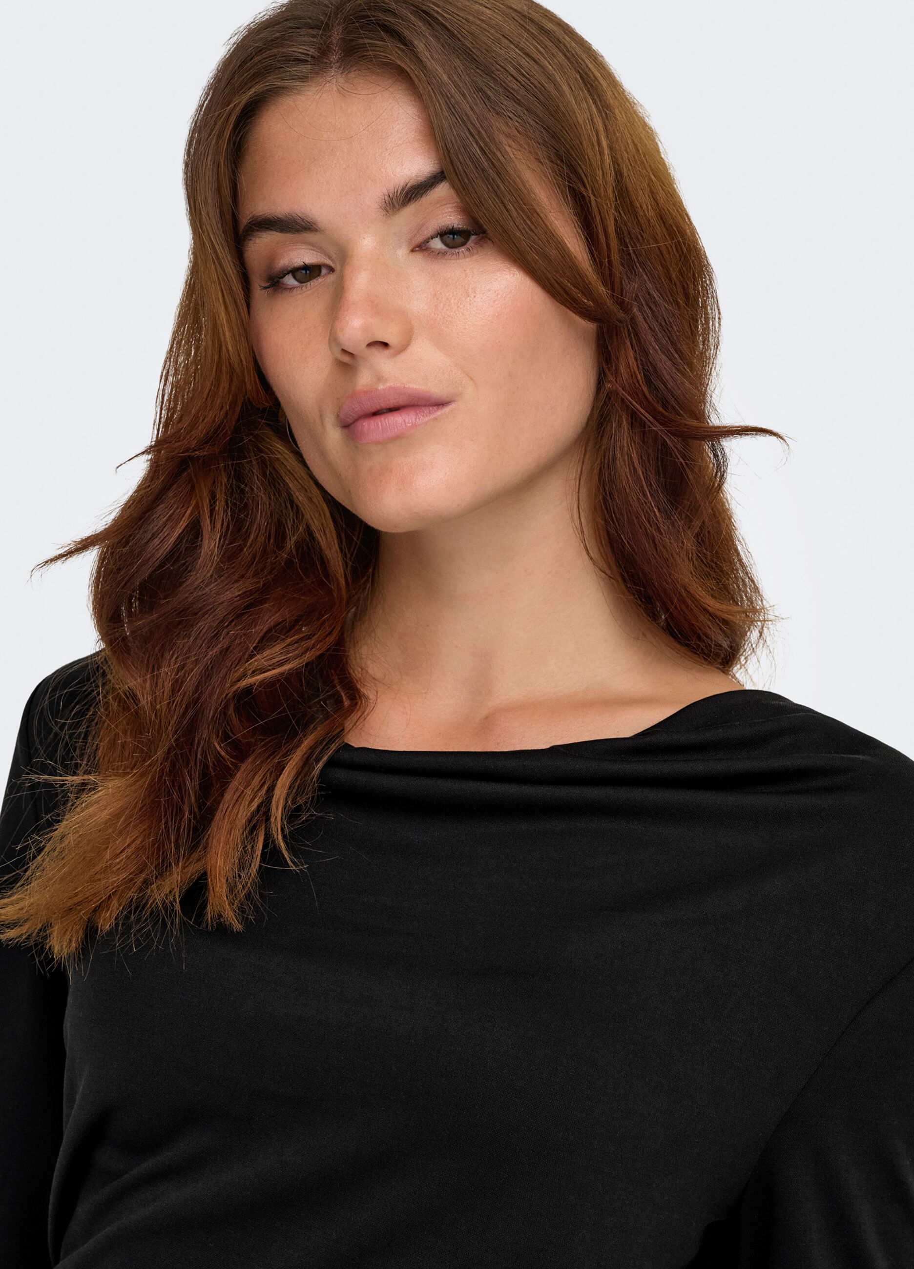 T-shirt con scollo drappeggiato donna_4