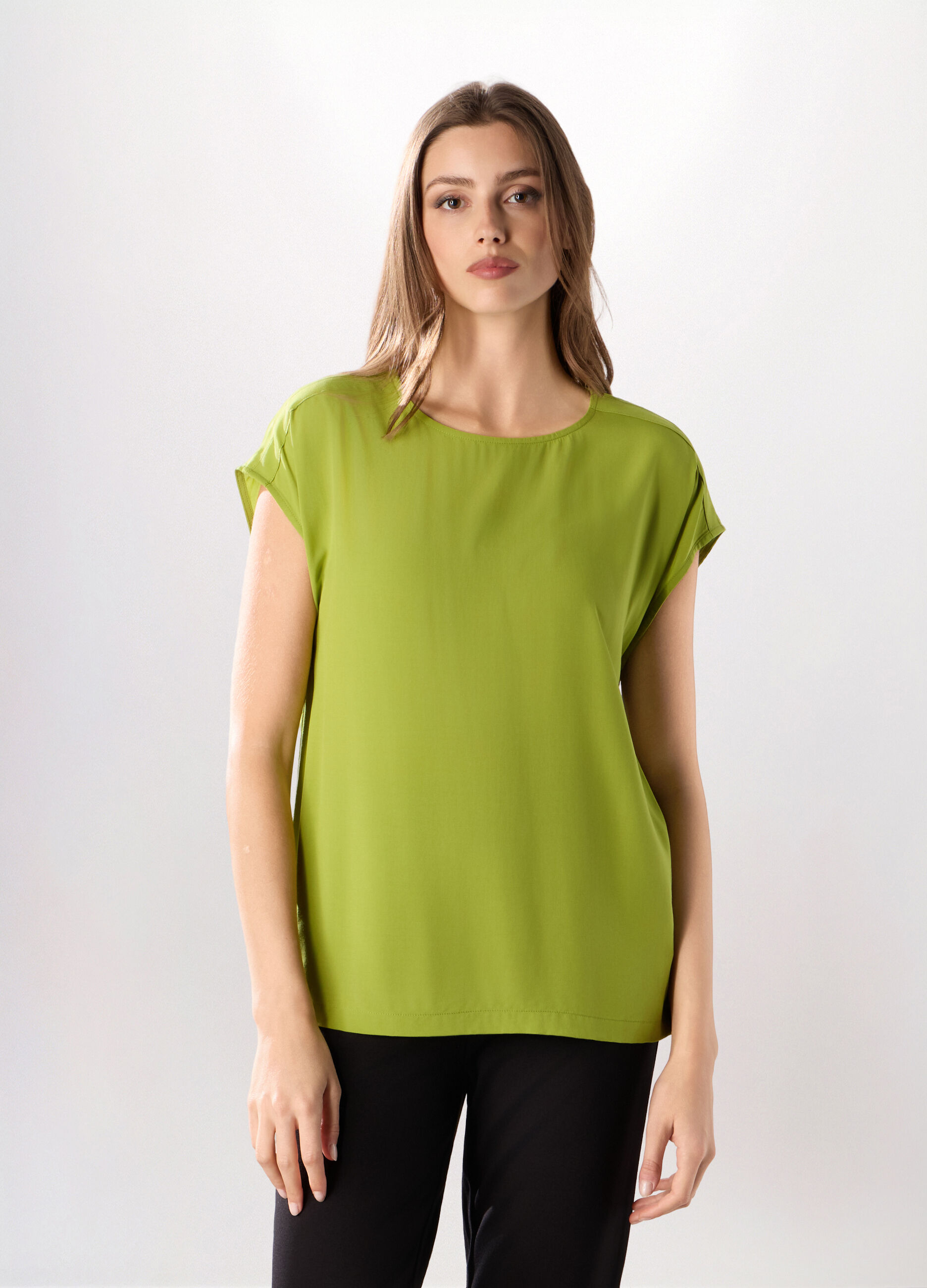 Blusa a maniche corte donna_0