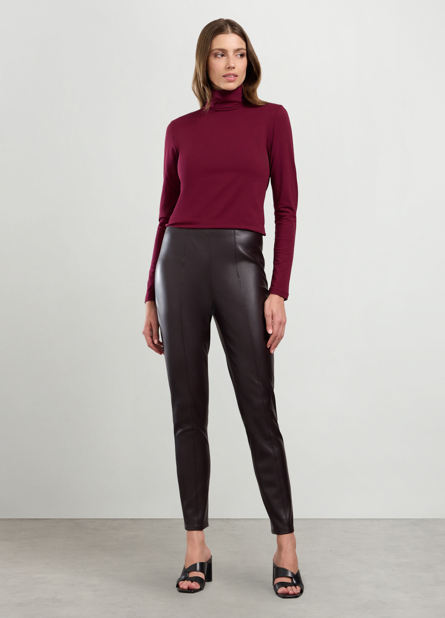 Leggings in eco pelle donna_0