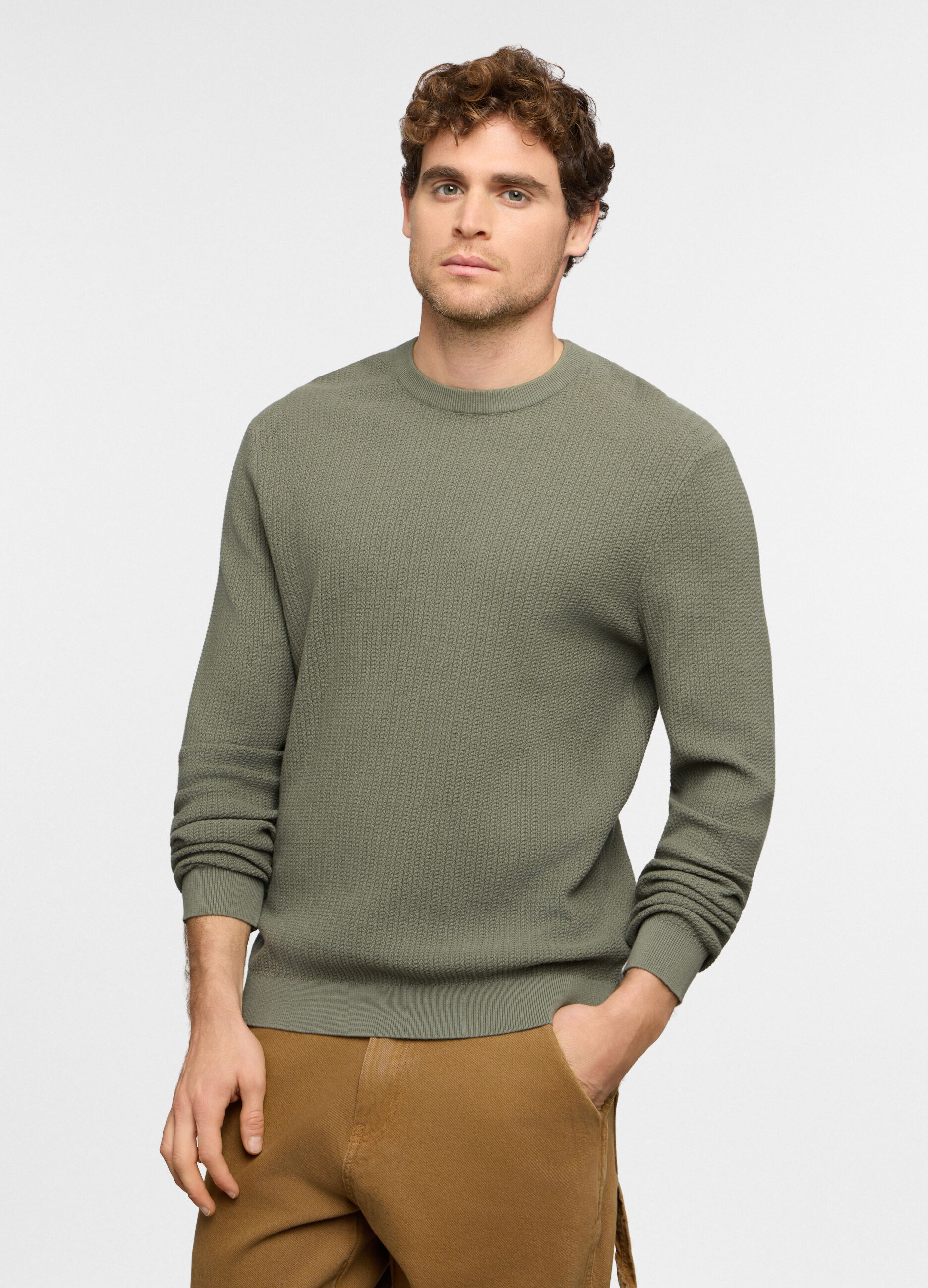 Maglione girocollo in cotone a coste uomo_0