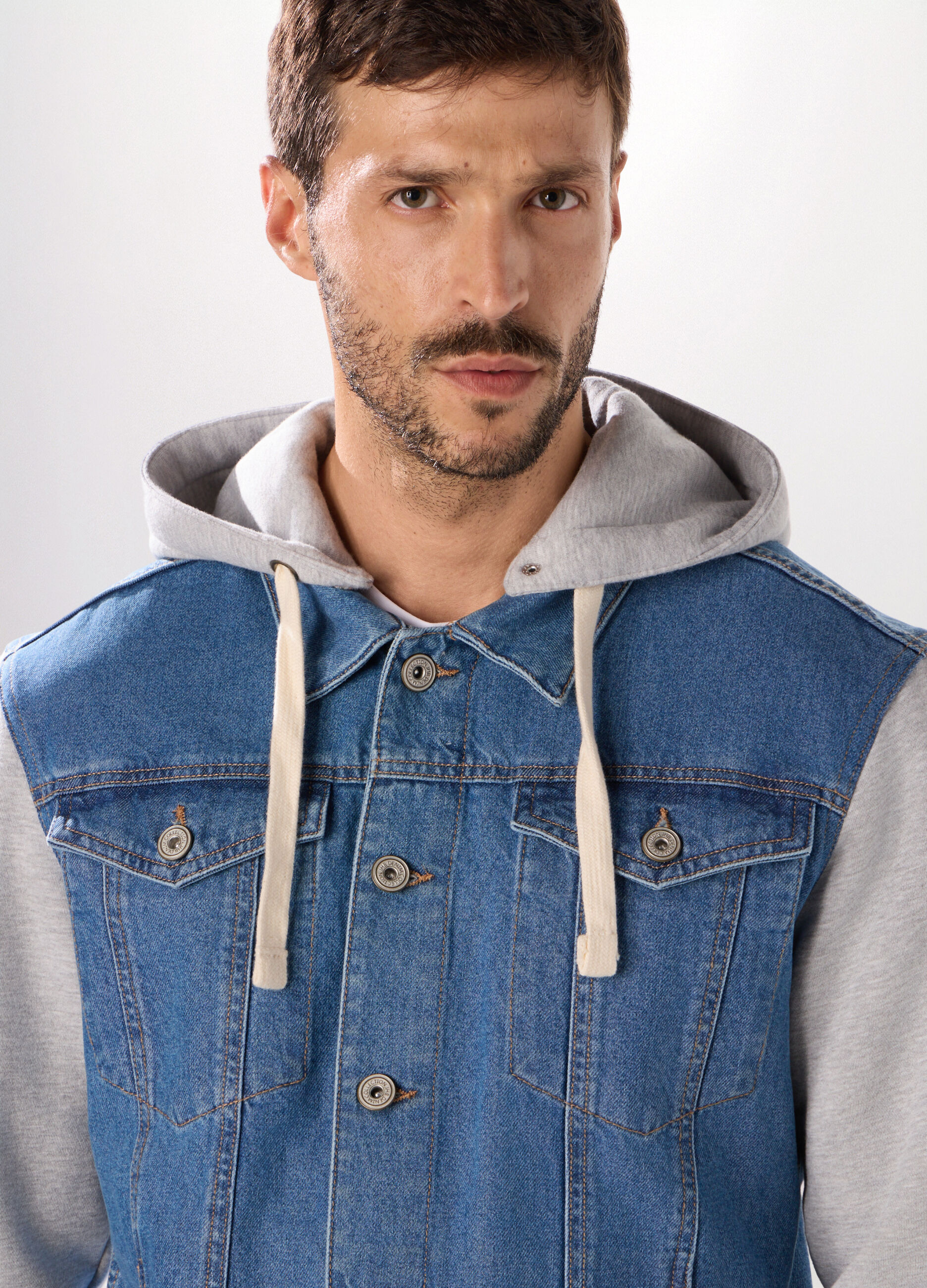 Felpa ibrida con cappuccio uomo_2