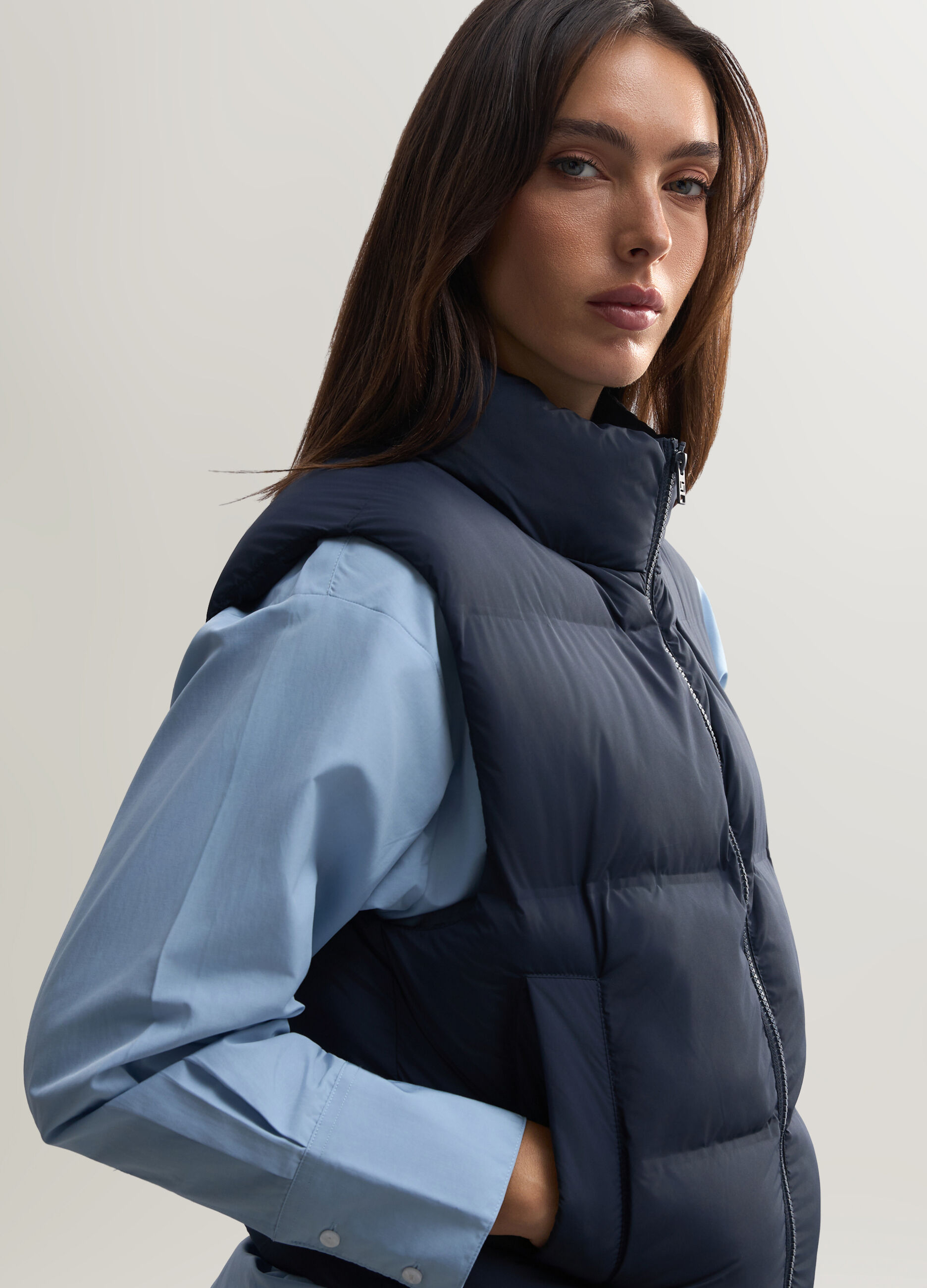 Giubbino imbottito smanicato donna_2