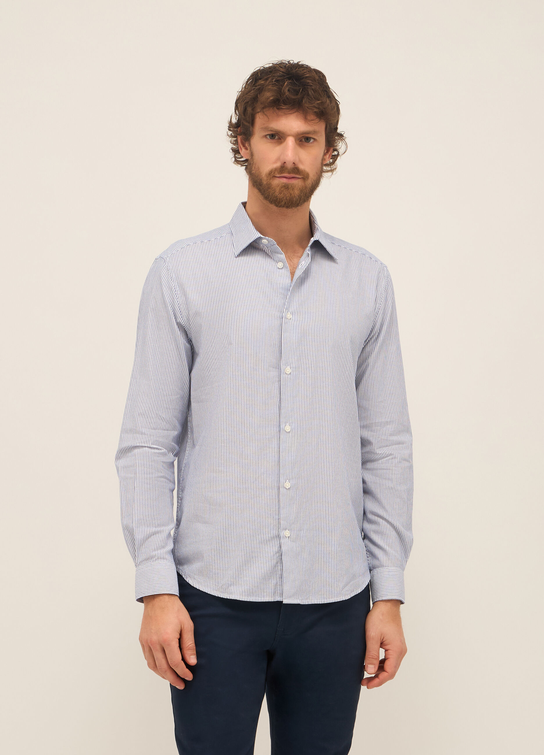 Camicia regular fit in puro cotone a righe uomo_0