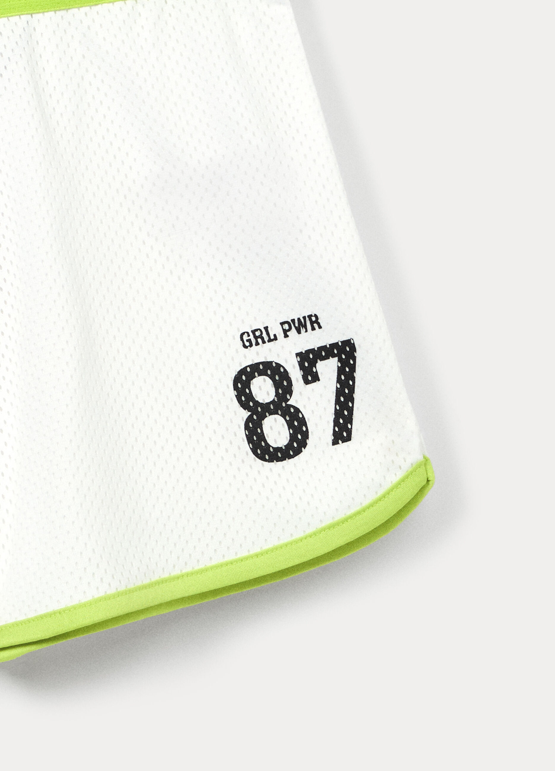 Shorts in mesh con stampa ragazza_2