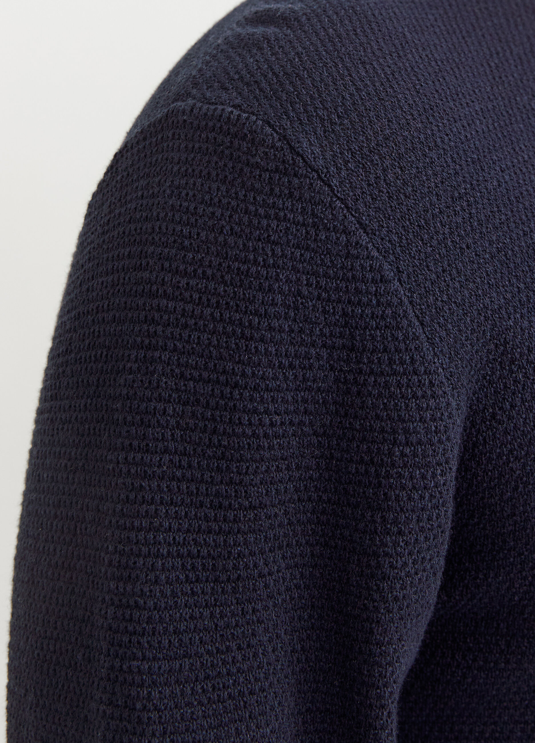 Maglione leggero girocollo uomo