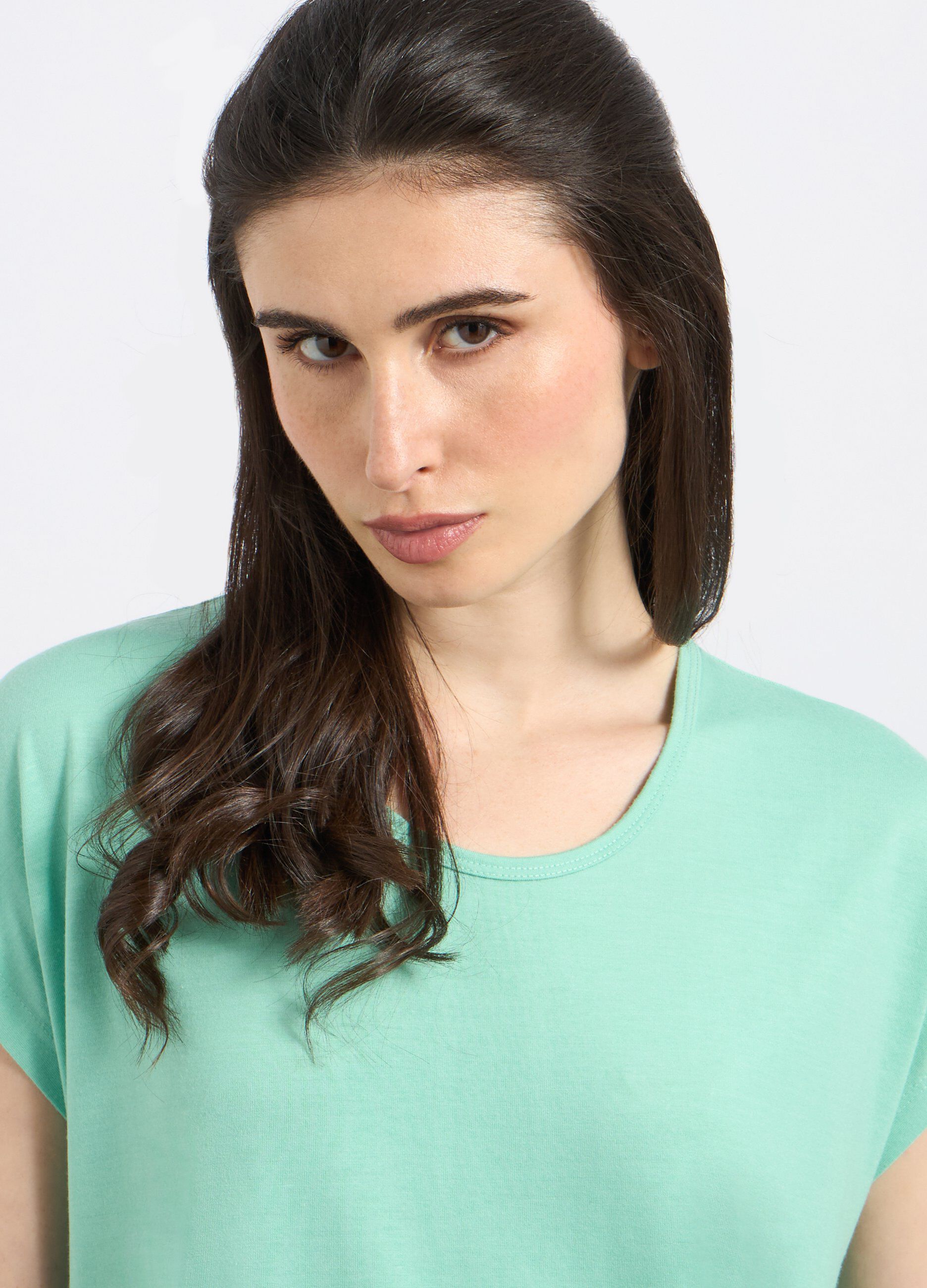 T-shirt in misto cotone con cut out donna_2