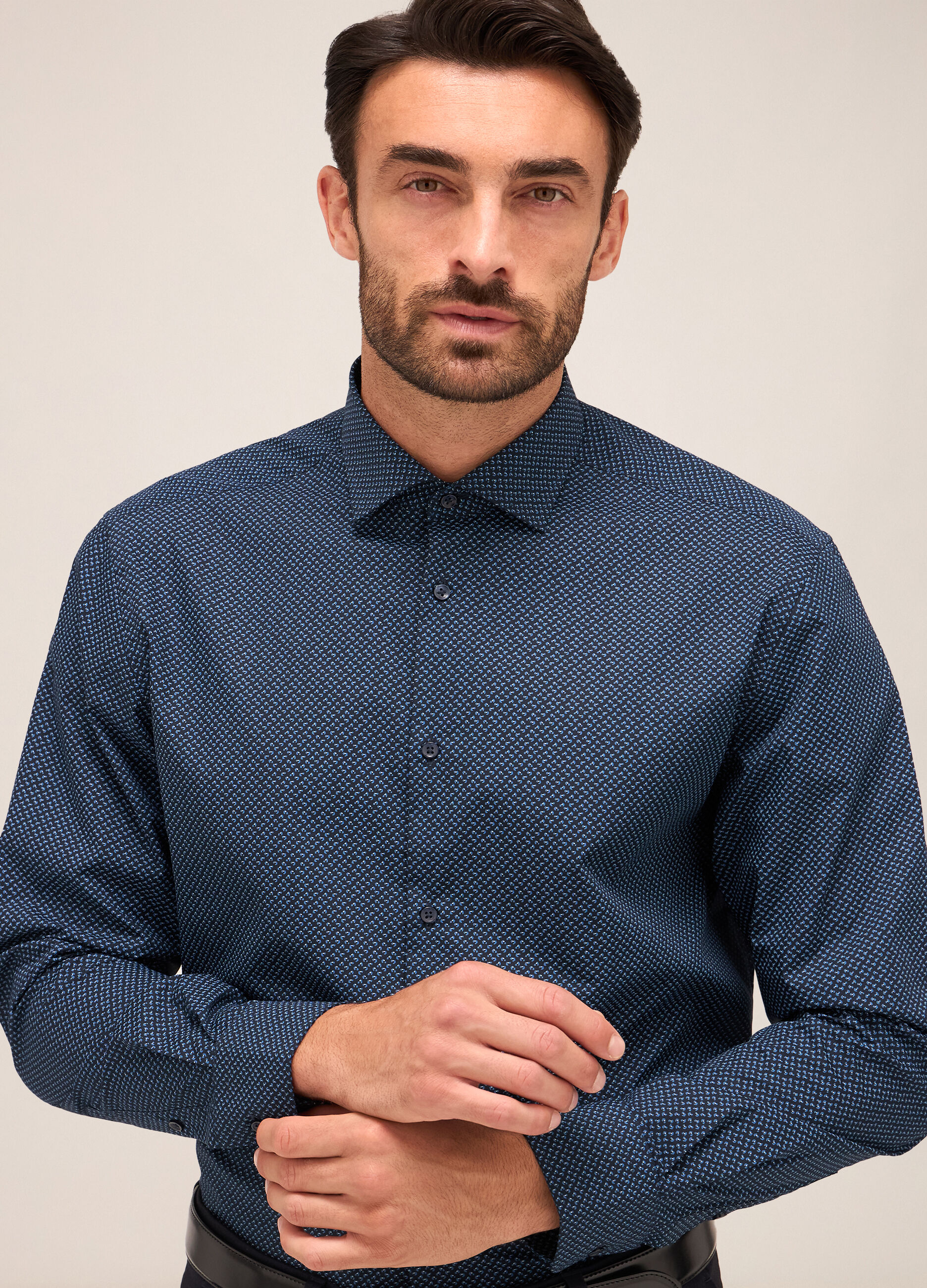 Camicia regular fit colletto classico in misto cotone uomo_2