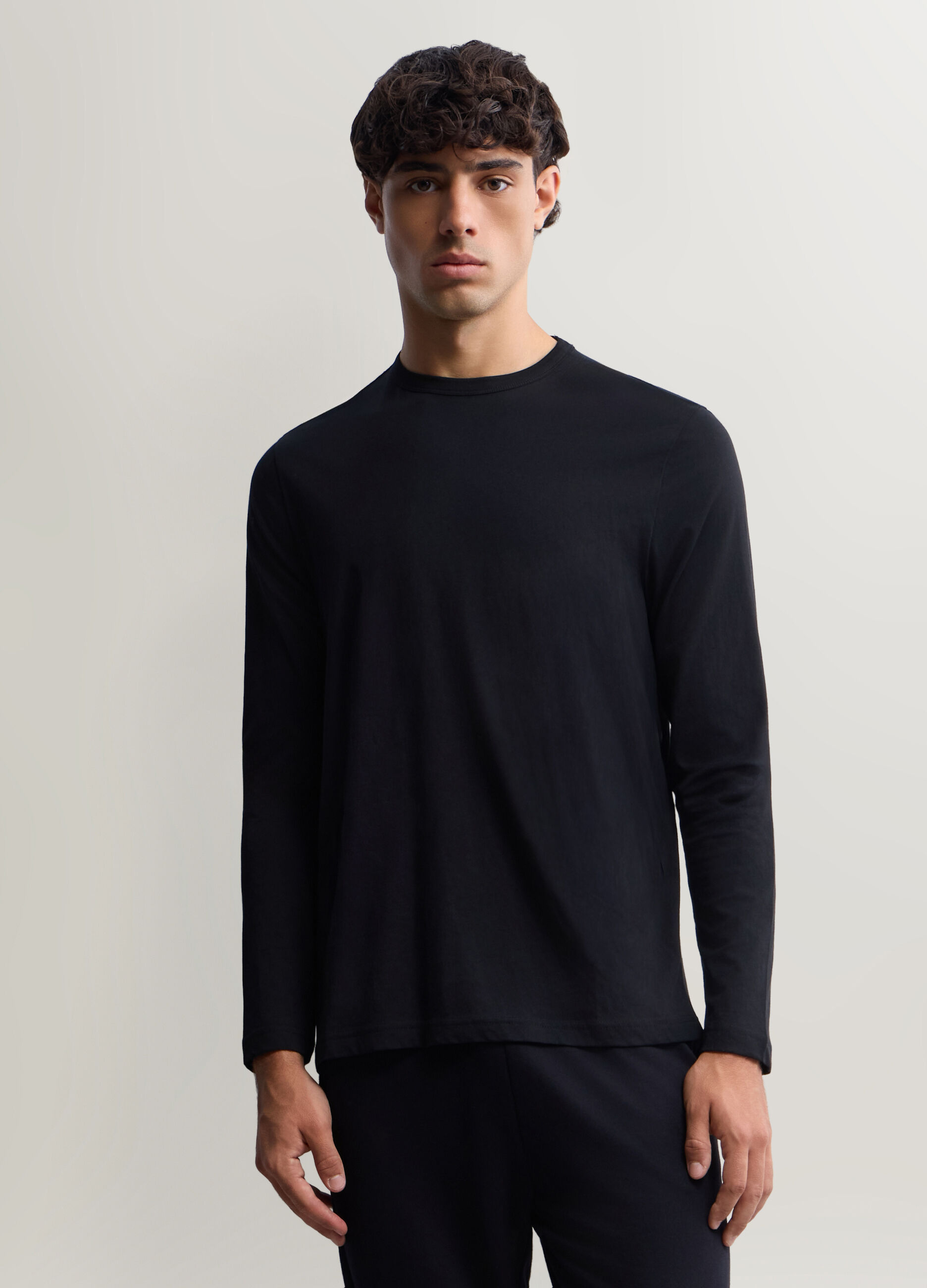 Maglia girocollo a maniche lunghe in cotone uomo