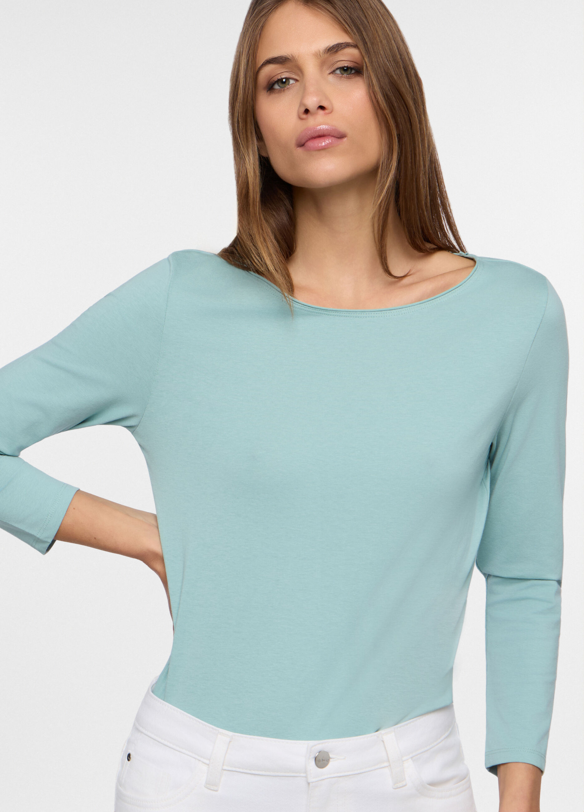 T-shirt con scollo a barchetta stretch donna_2