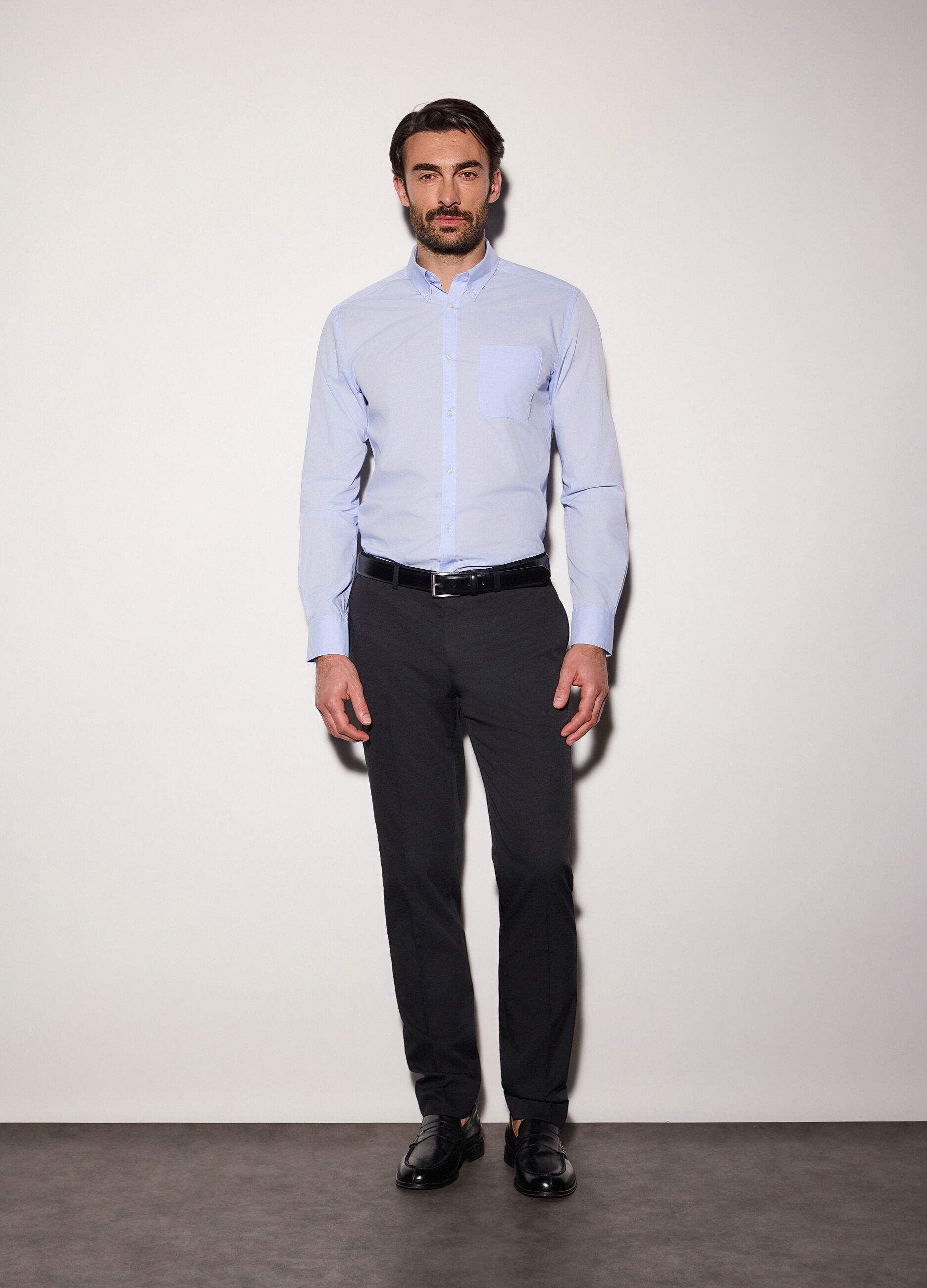 Pantalone classico in tessuto stretch uomo_0
