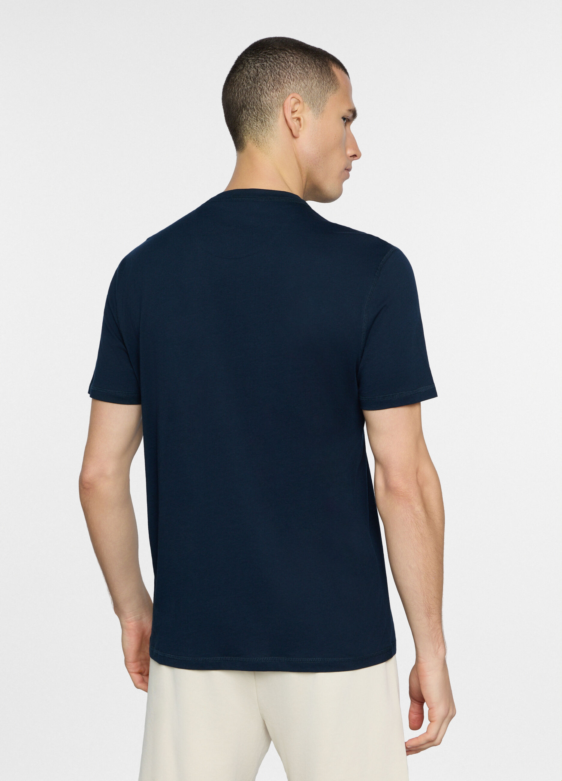 T-shirt con cuciture a vista uomo_1