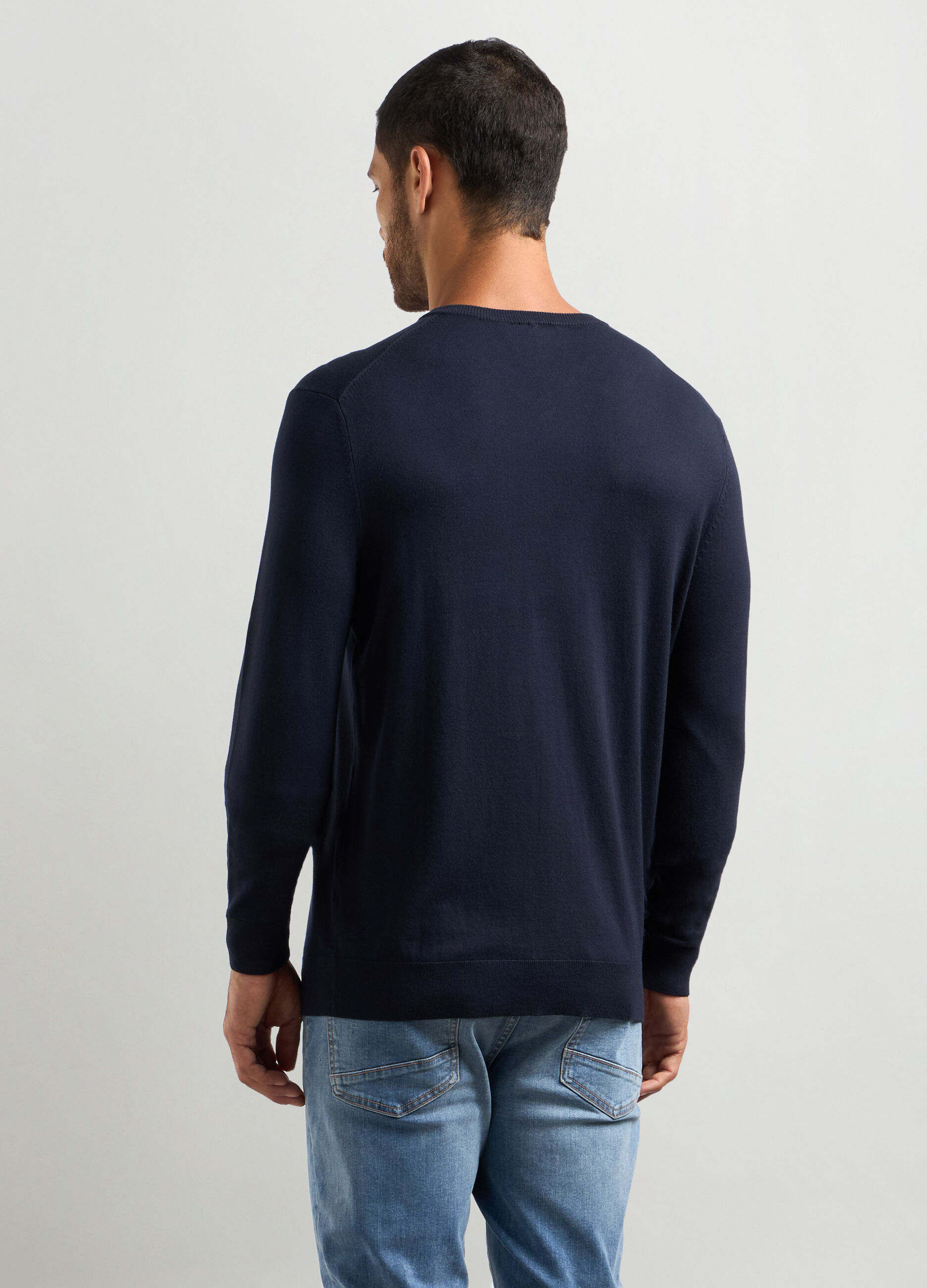 Maglione collo a V maglia rasata uomo_1