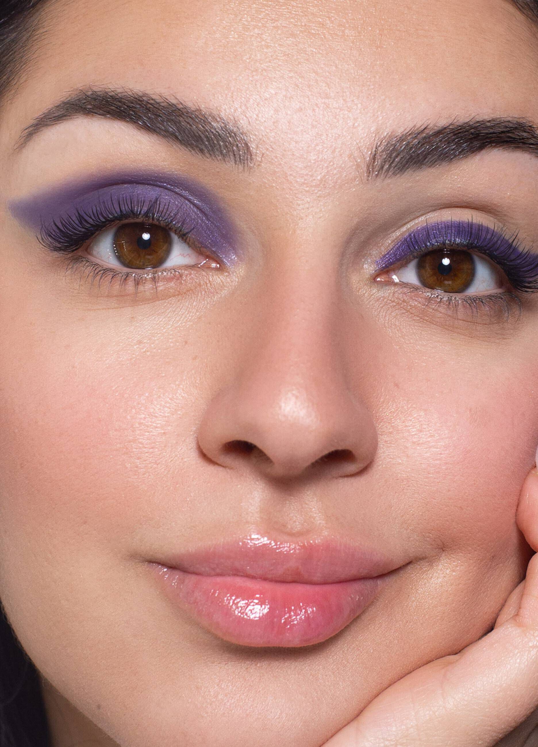 Jumbo Eyeshadow - Astra Make-Up_1