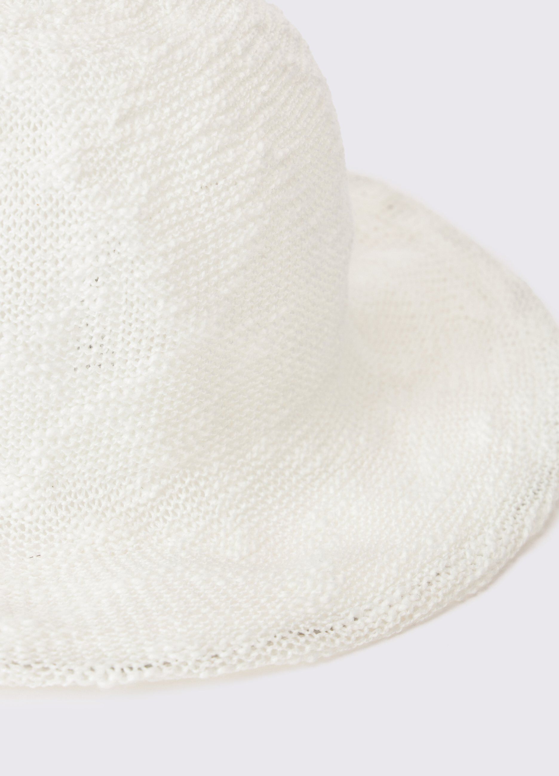 Cappello in stoffa lavorato donna_1